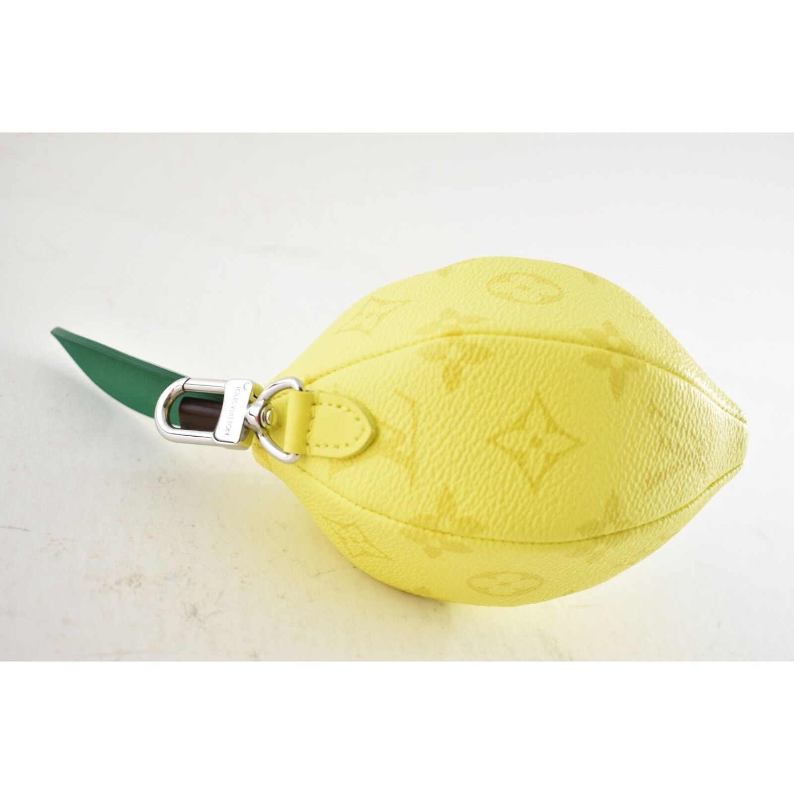 Louis Vuitton Louis Vuitton Yellow Giant Keychain Keyring Charm Virgil Size ONE SIZE - 6 Thumbnail