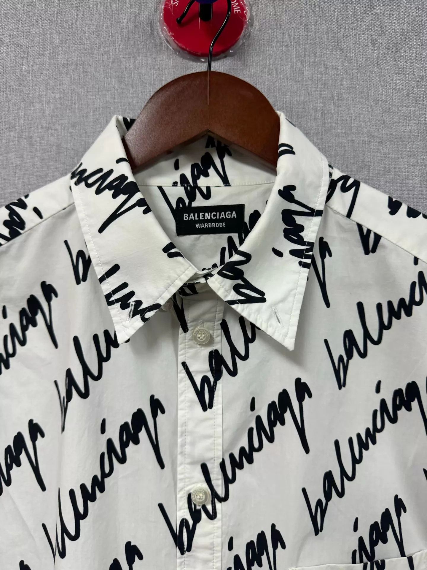 Balenciaga Balenciaga All-Over Logo B&W Shirt Size 39 Size US M / EU 48-50 / 2 - 4 Thumbnail