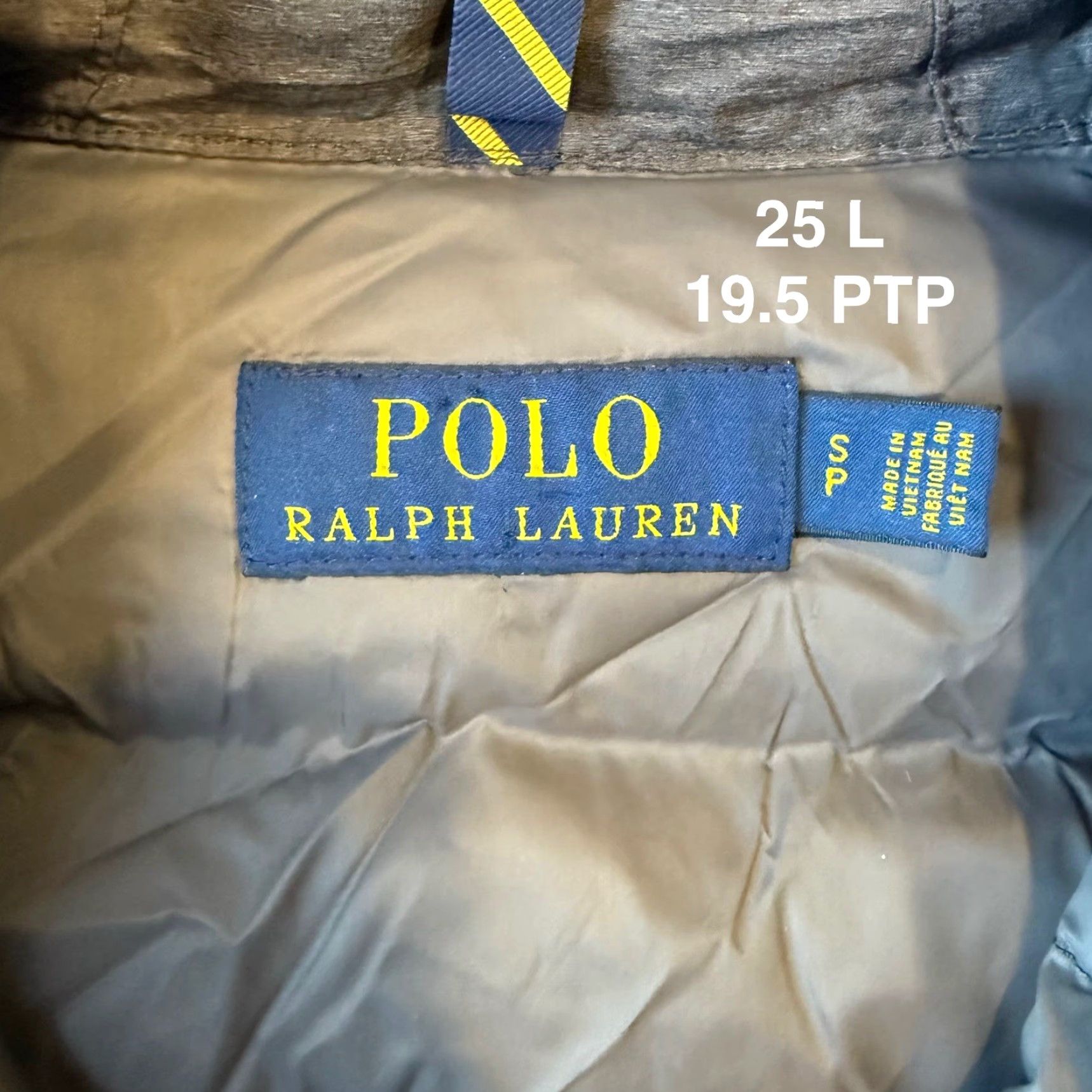 Polo Ralph Lauren VINTAGE Polo Ralph Lauren Down Vest S Gray Full Zip Puffer Minimalist New York Polo Ralph Lauren Front Logo Zipper Regular Fit Mens Size US S / EU 44-46 / 1 - 6 Thumbnail