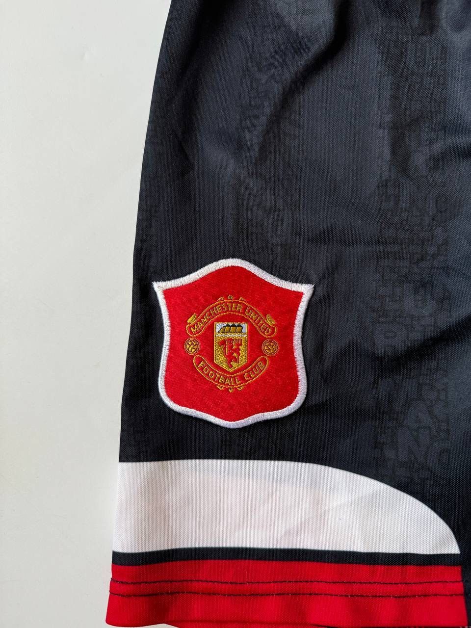 Umbro Vintage Manchester United Shorts Umbro 1990s size S M Size US 30 / EU 46 - 2 Thumbnail