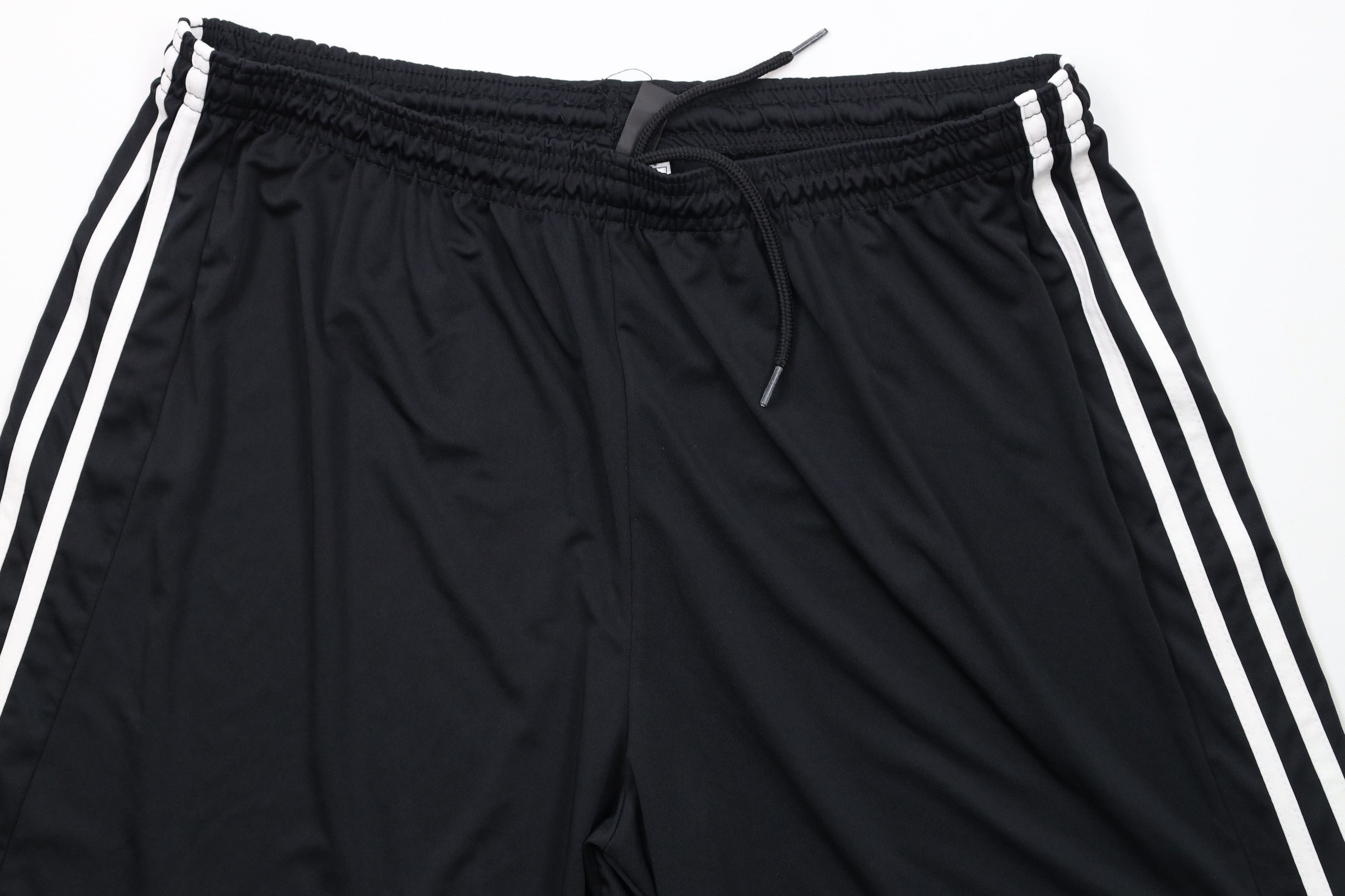 Adidas × Vintage Vintage Adidas Above Knee Running Soccer Shorts Black Size US 36 / EU 52 - 3 Thumbnail