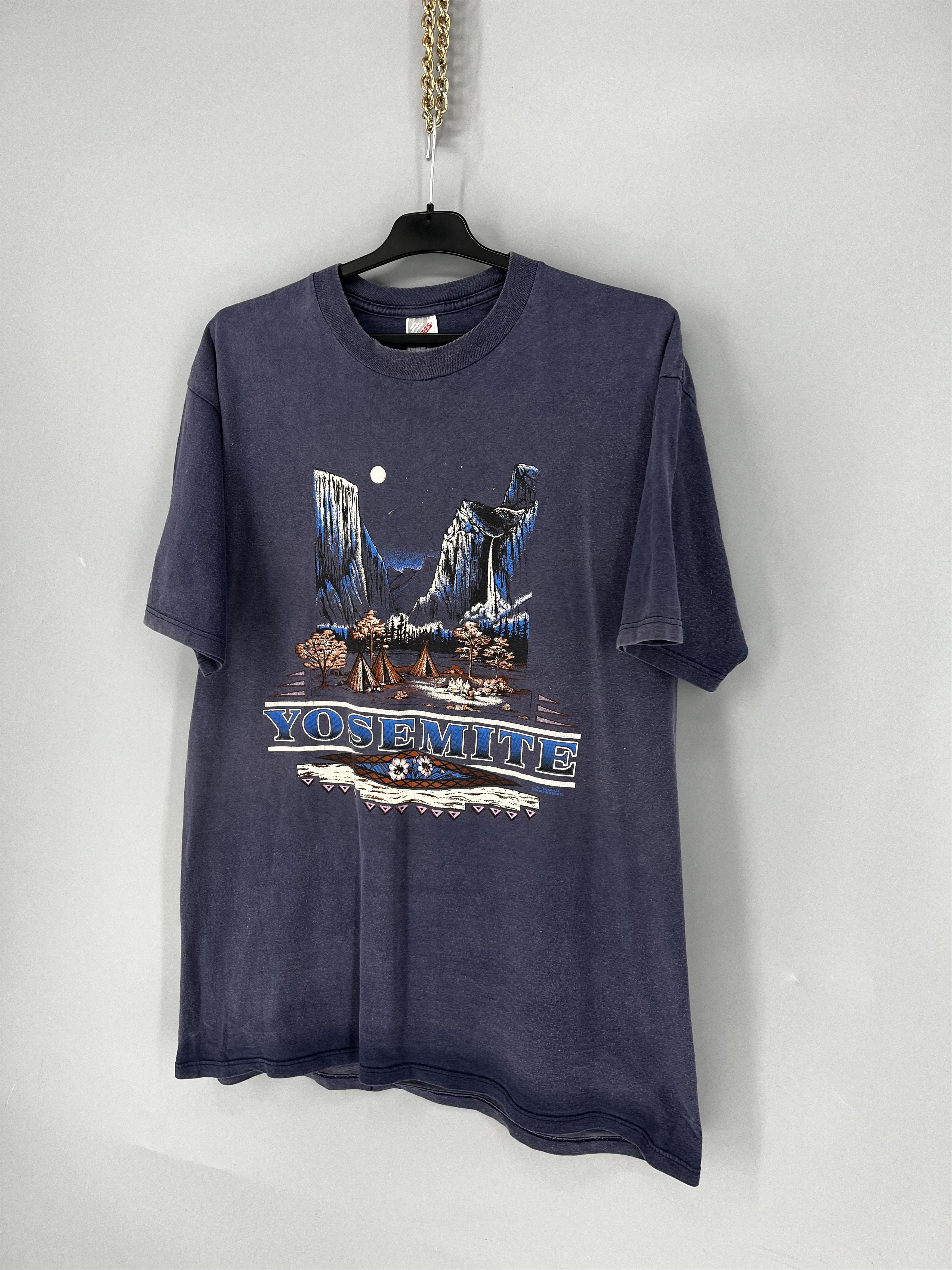 Vintage Vintage Yosemite Park Mountain Camp Moon Graphic Purple Size US XL / EU 56 / 4 - 3 Thumbnail