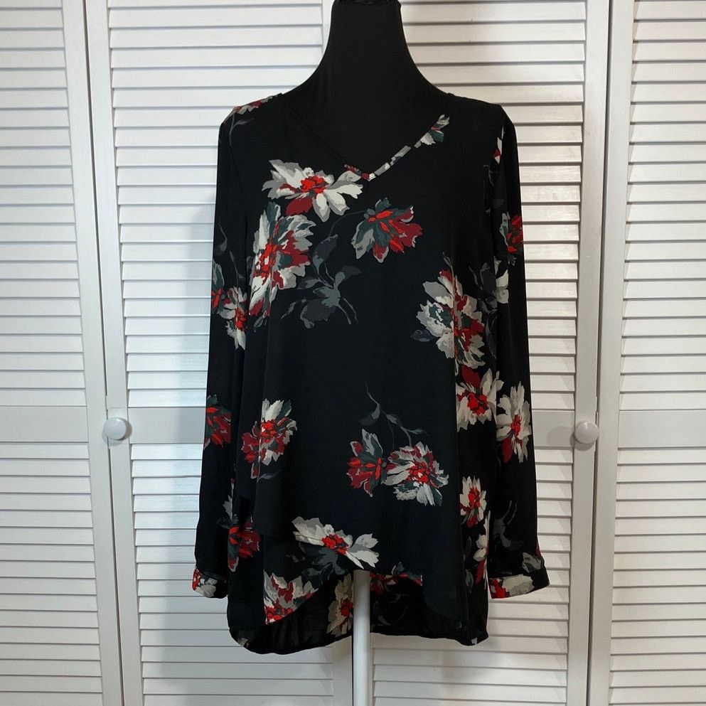 Other Chelsea & Theodore Boho Black Floral Tunic Blouse Women M Size M / US 6-8 / IT 42-44 - 1 Thumbnail