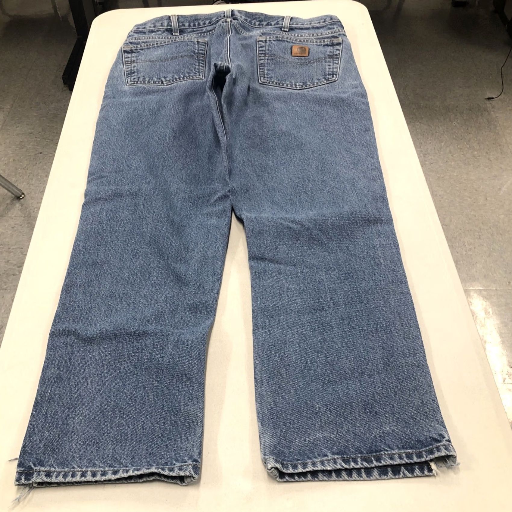 Carhartt VINTAGE Carhartt Jeans 35X28 Blue Denim 5-Pocket Relaxed Straight Mid Rise USA 90s Grunge Hip Hop Logo Mens Size US 35 - 5 Thumbnail