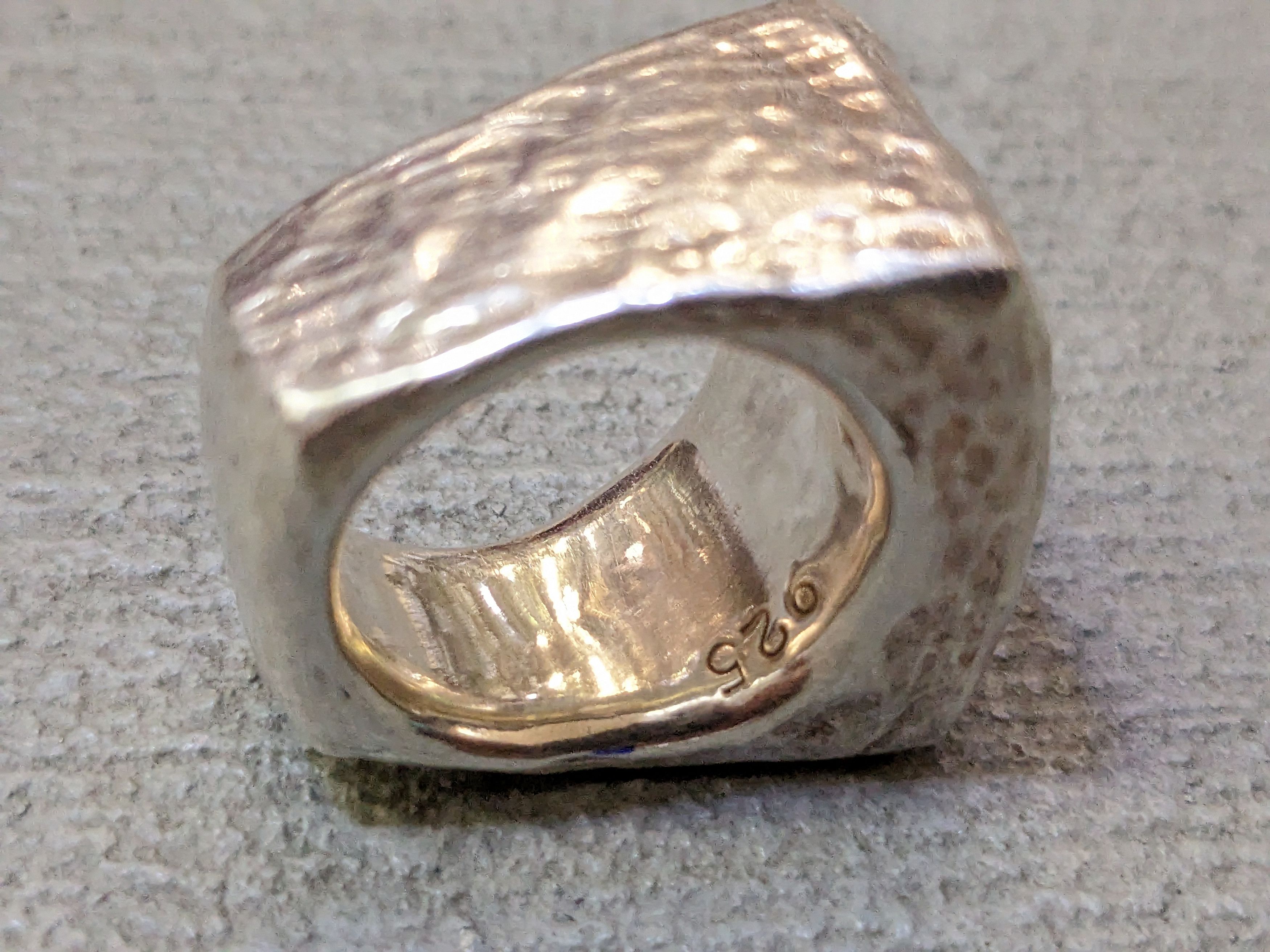 Jewelry Vintage Sterling Silver Ring Size 7.5 Hammered Modern Y2K Size ONE SIZE - 10 Thumbnail