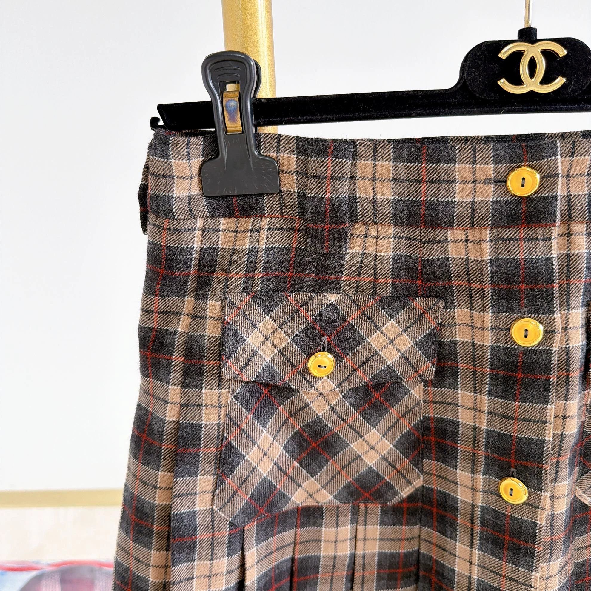 Miu Miu MIU MIU women's color blocked plaid short skirt 38 Size 26" / US 2 / IT 38 - 3 Thumbnail