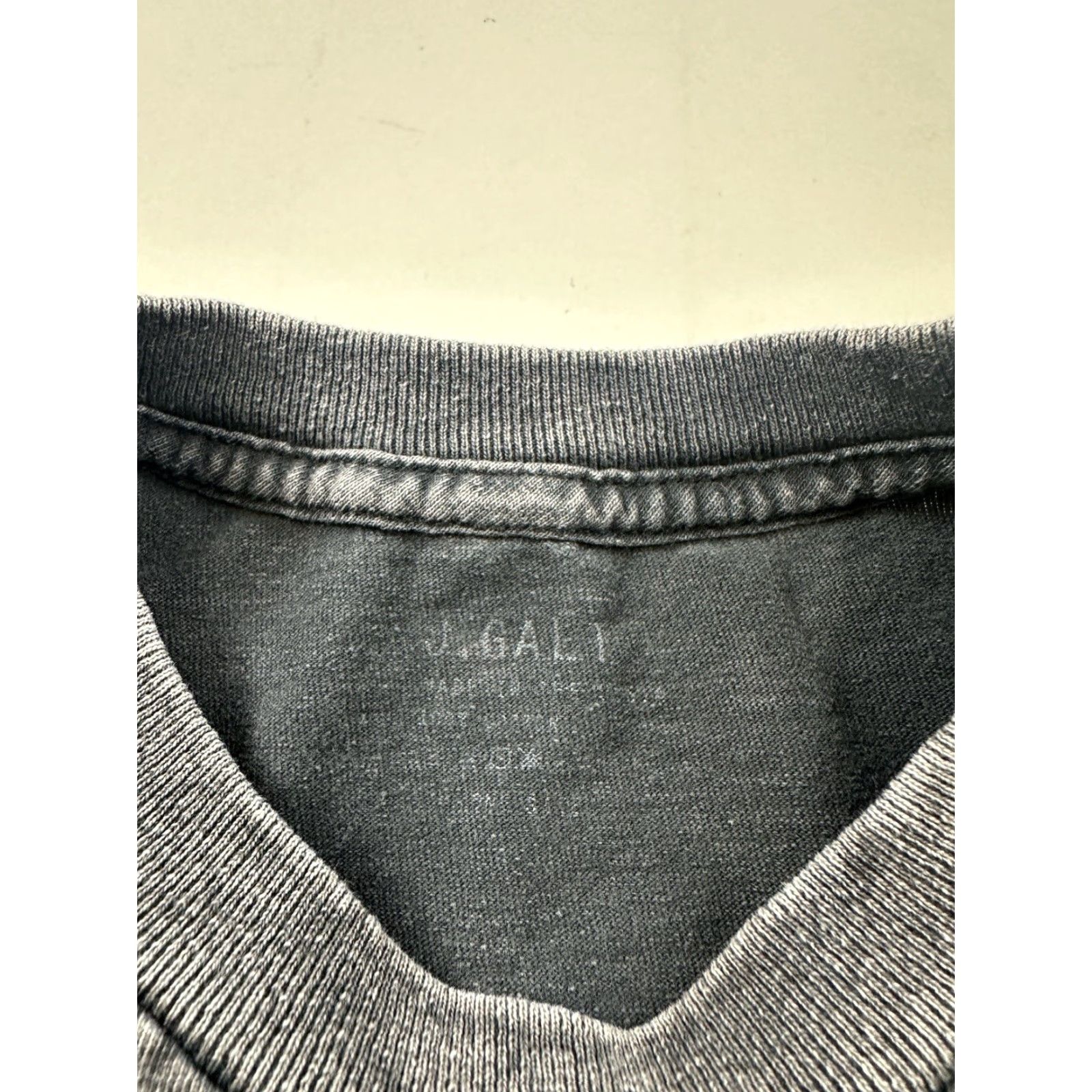 Vintage J. Galt Shirt Womens One Size Faded Black Gray Short Sleeve Cropped Golden Coast Size ONE SIZE - 4 Thumbnail