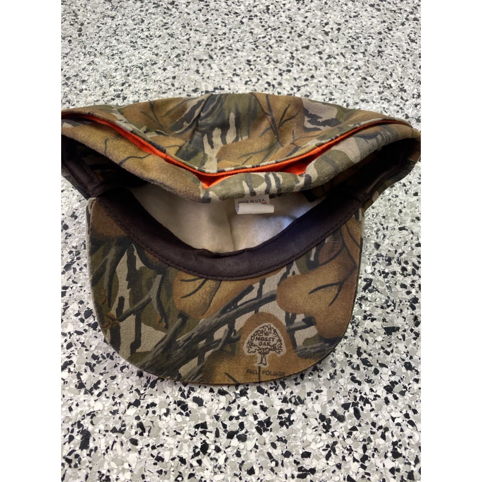 Vintage VINTAGE Mossy Oak Insulated Camo Hat Ear Flaps Hunting Reversible Orange Mens One Size Green Camouflage Baseball Cap Outdoor Winter Fall Size ONE SIZE - 2 Thumbnail