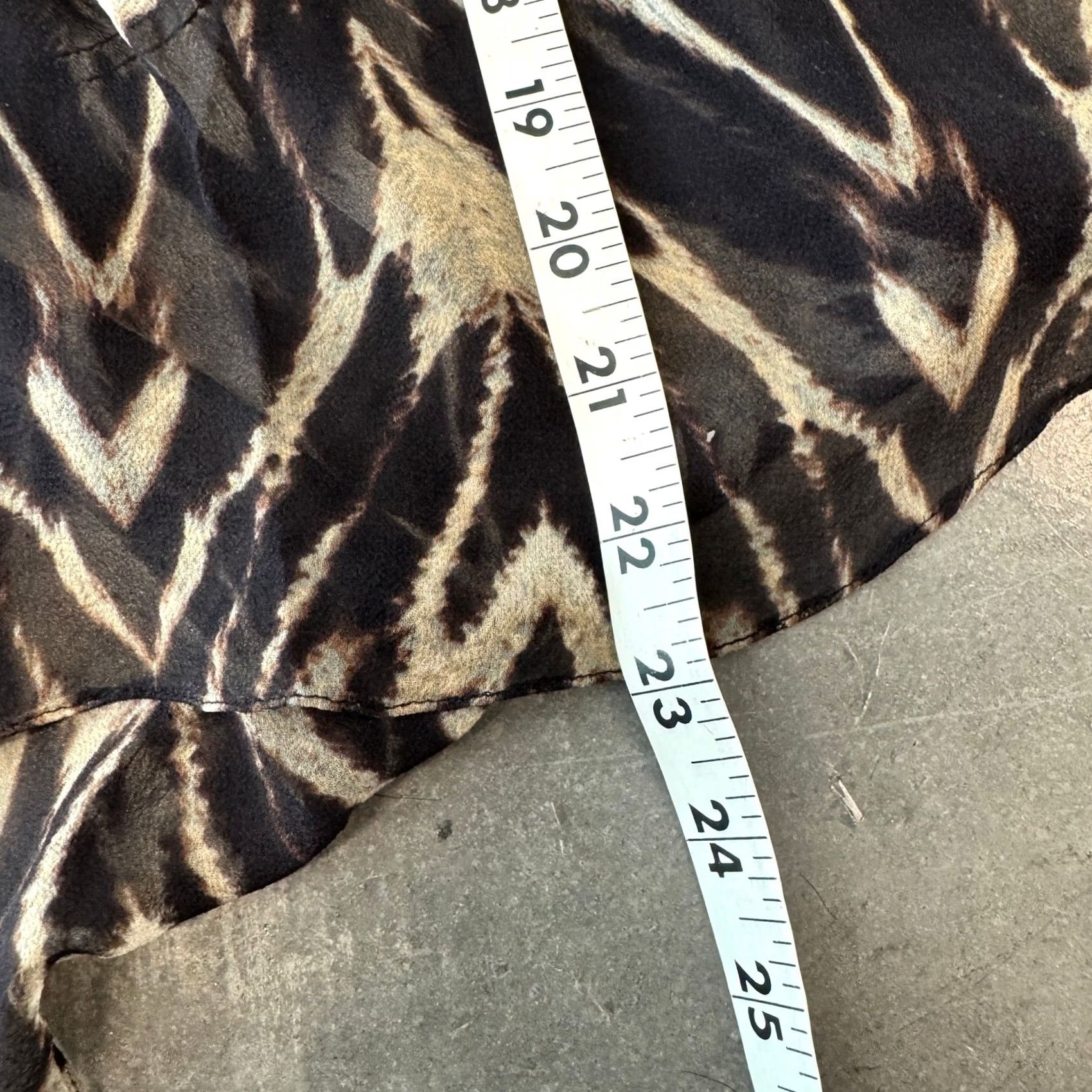 Vintage VINTAGE Saks Fifth Ave Sheer Animal Blouse Black Tan Stripes M Women Blouse Size M / US 6-8 / IT 42-44 - 5 Thumbnail