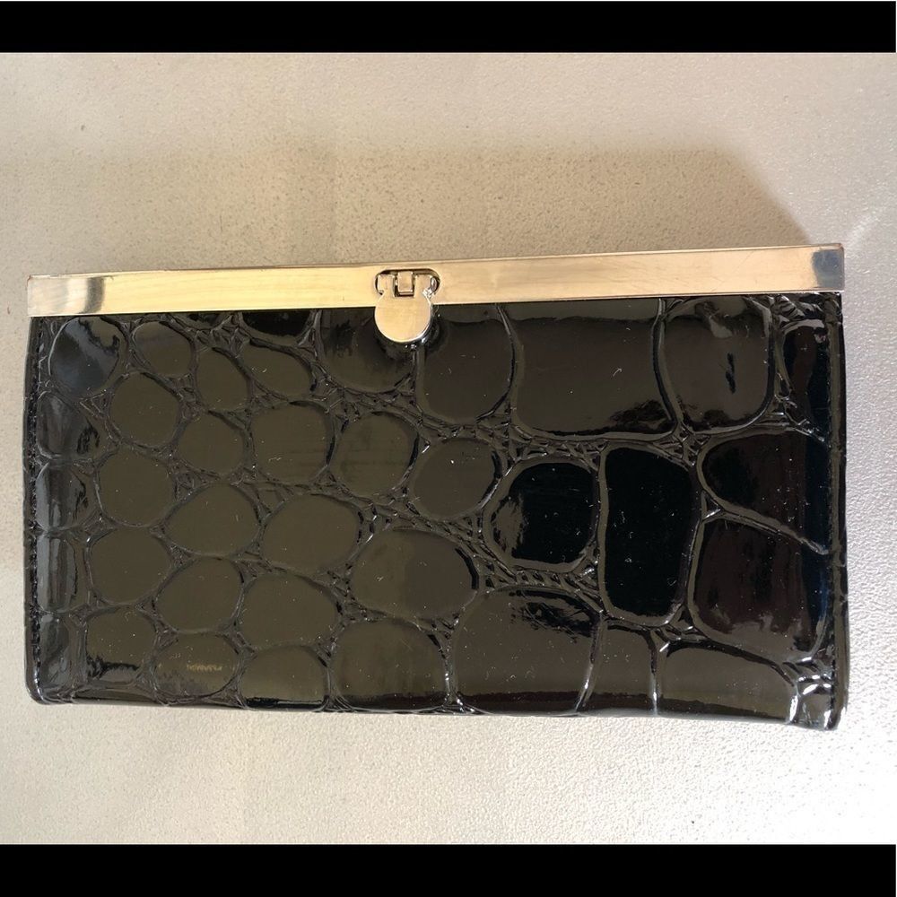 Other Faux Alligator Leather Wristlet Size ONE SIZE - 5 Thumbnail