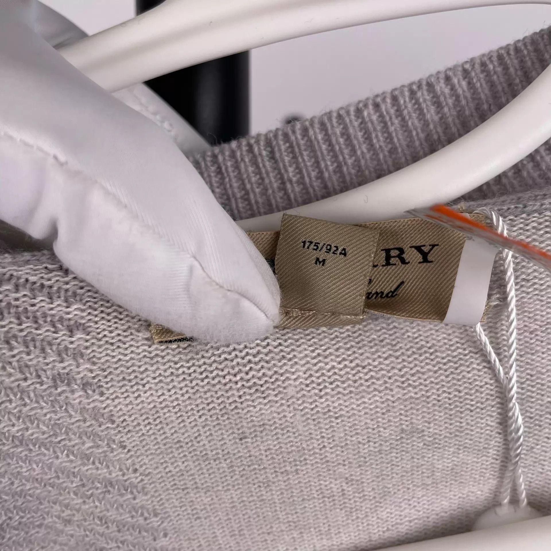 Burberry Burberry Gray M Sweater Size US M / EU 48-50 / 2 - 5 Thumbnail