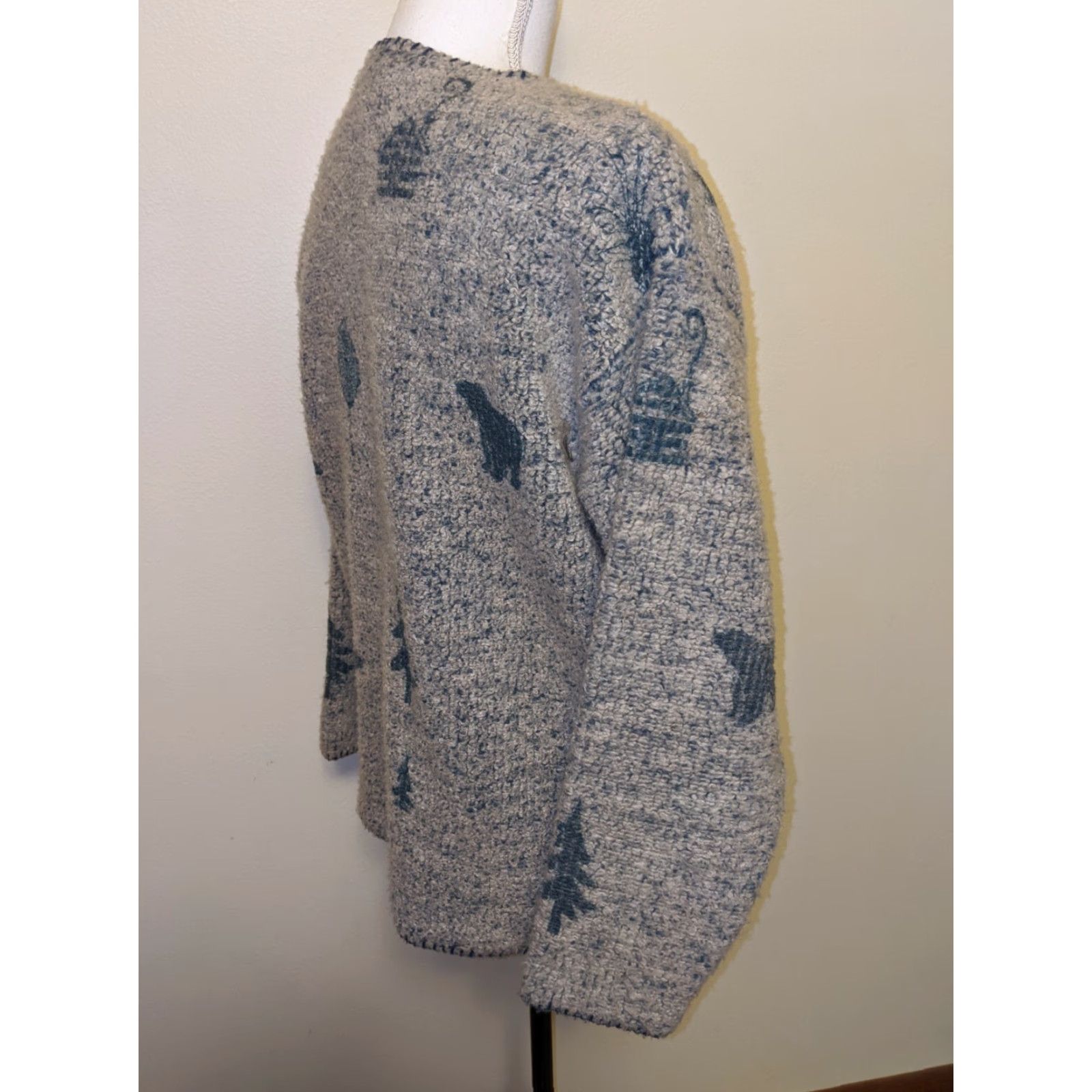 Vintage VINTAGE Artisans Cardigan Sweater Oversized Blue White Bear Leaf 90s Fleece Medium Womens Size M / US 6-8 / IT 42-44 - 6 Thumbnail