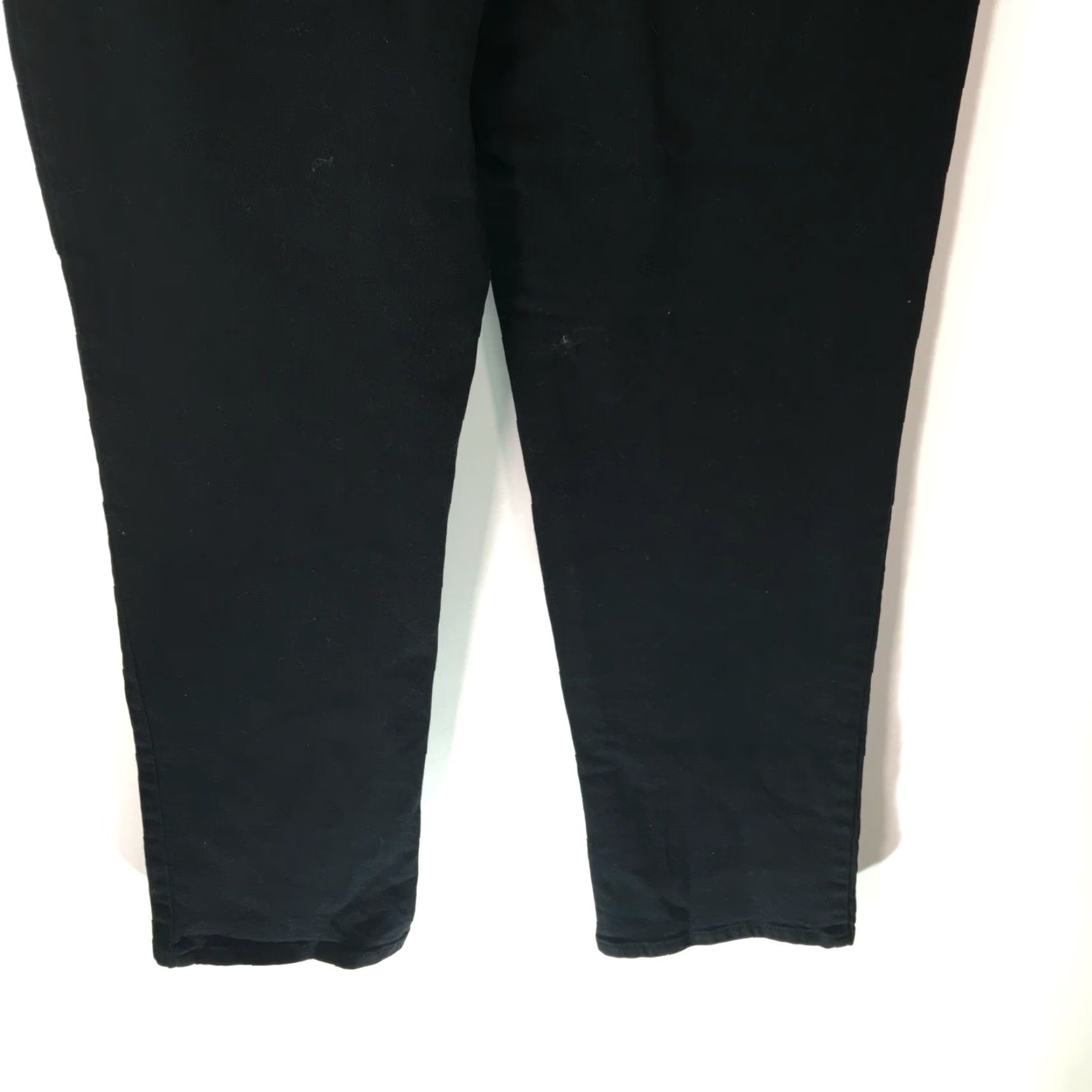 Gloria Vanderbilt Gloria Vanderbilt Amanda Womens Straight Black Denim Jeans 34" Waist 30" Inseam 14 Regular Pattern Solid Dark Wash Belts Loops Zipper Logo Size 36" / US 14 / IT 50 - 6 Thumbnail