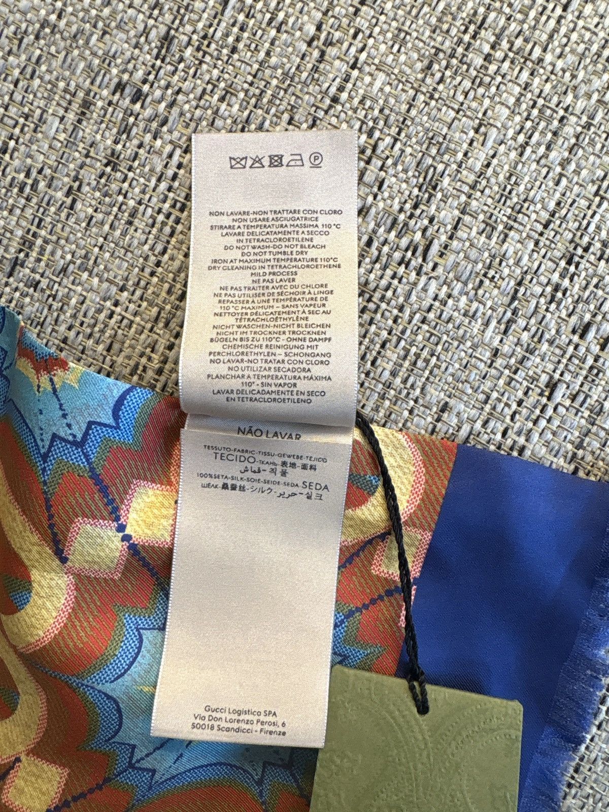 Gucci Gucci 100 scarf Size ONE SIZE - 10 Thumbnail