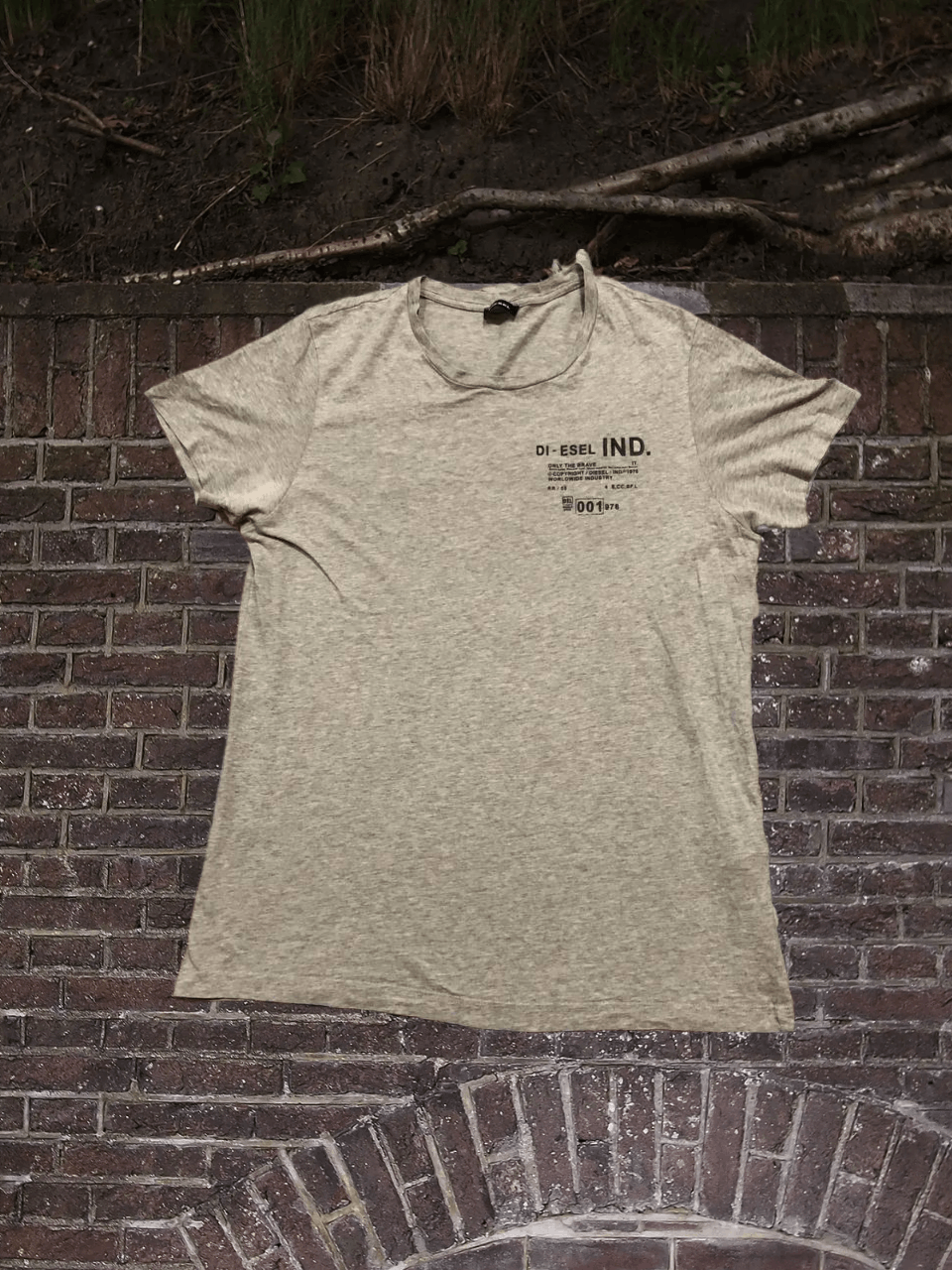 Diesel T-shirt Diesel gray logo streetwear Y2K Vintage Size US M / EU 48-50 / 2 - 1 Thumbnail