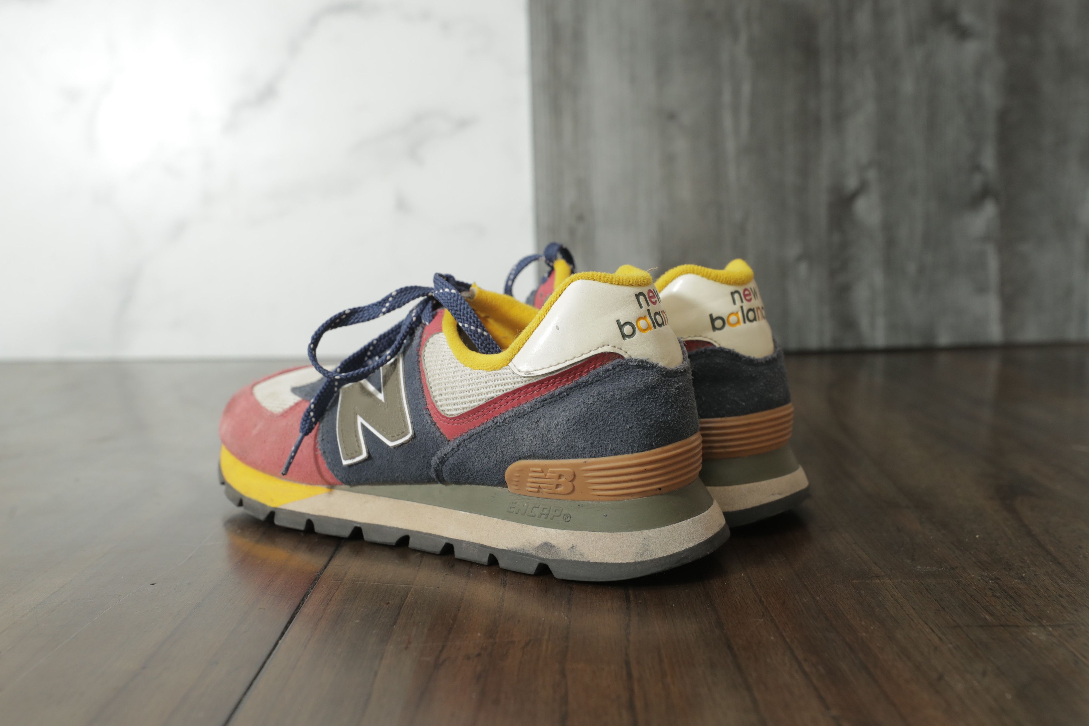 New Balance New Balance 574 Rugged Natural Indigo Earth Red Sneaker (9) Size US 9 / EU 42 - 4 Thumbnail