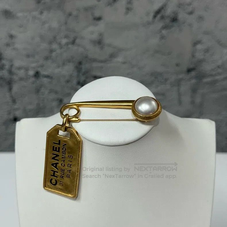 Chanel Chanel Brooch Size ONE SIZE - 1 Thumbnail