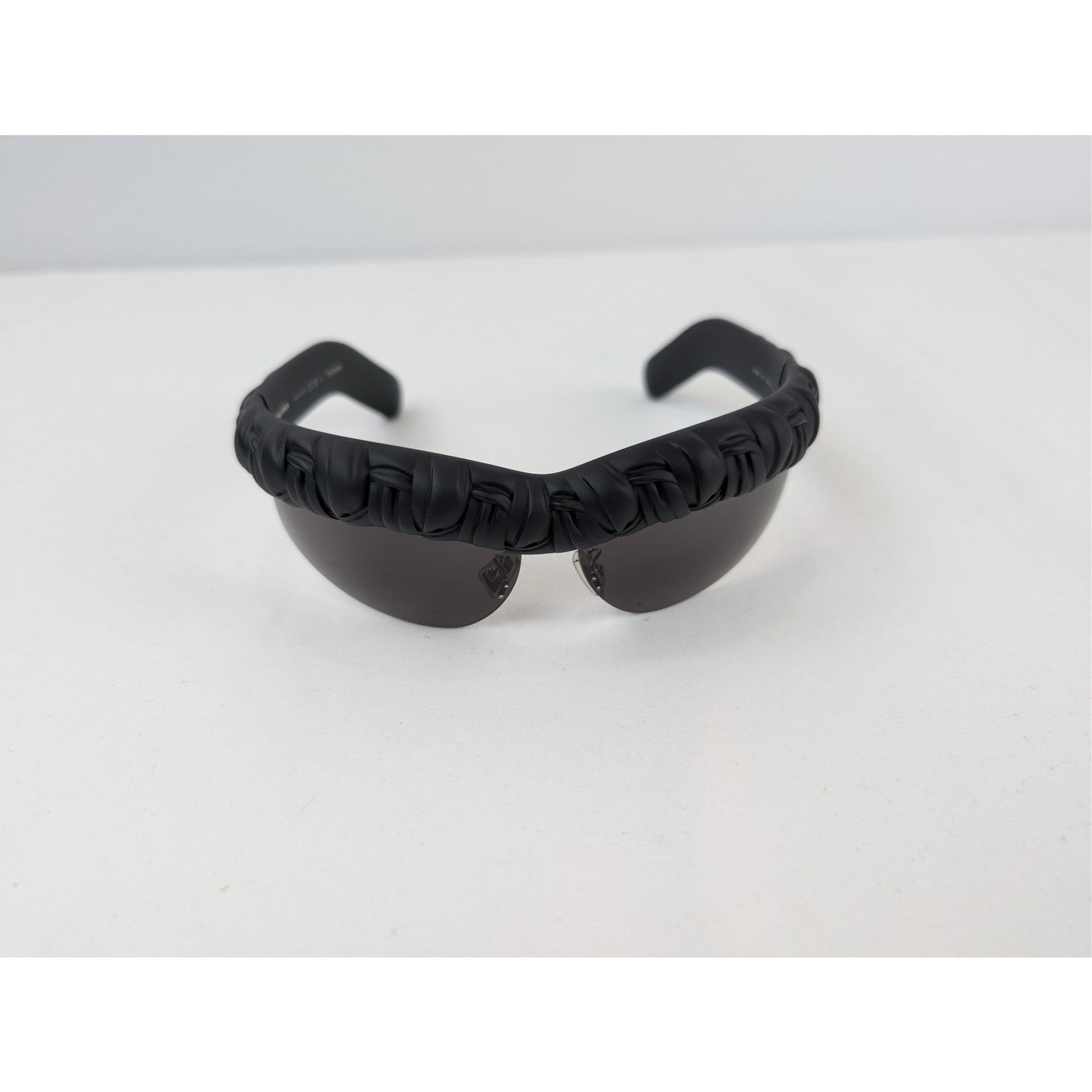 Bottega Veneta o1rshd1 Size: OS / Intrecciato Rim Sunglasses in Black Size ONE SIZE - 4 Thumbnail
