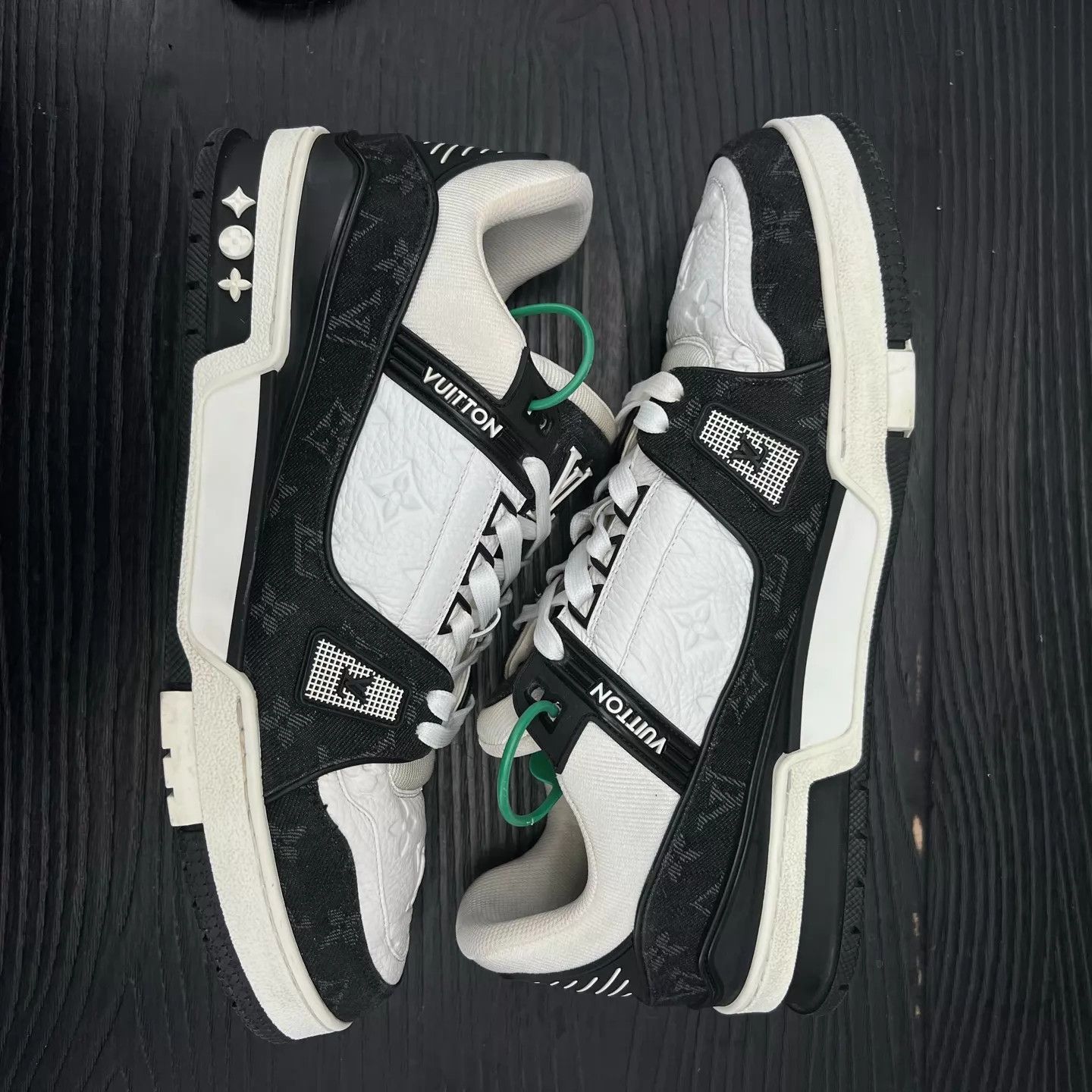 Louis Vuitton LV Trainer Black & White Denim 9.5 / 43.5 Size US 10.5 / EU 43-44 - 5 Thumbnail