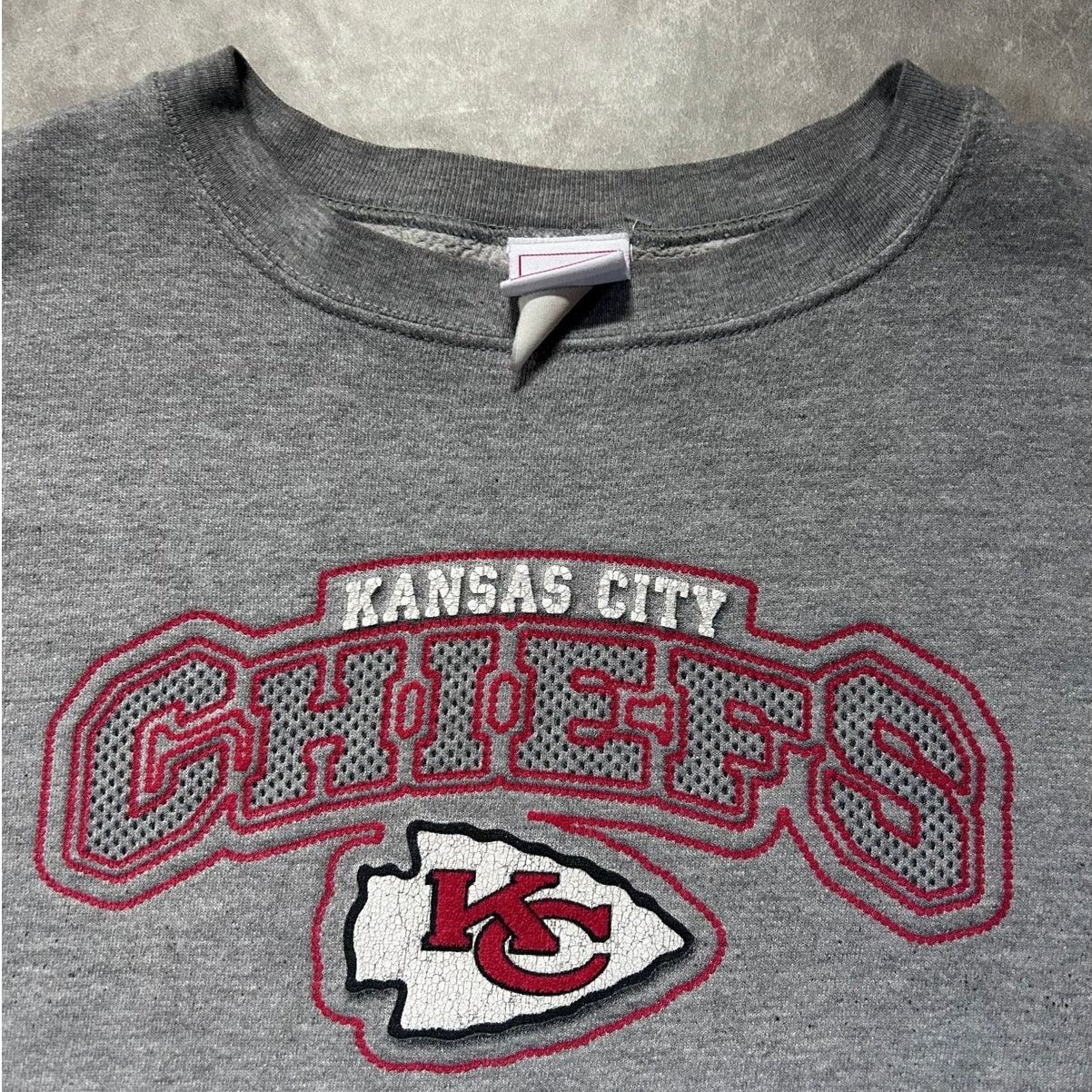 NFL 2000s Vintage Kansas City Chiefs NFL Grey Crewneck Size XXL Size US XXL / EU 58 / 5 - 2 Thumbnail
