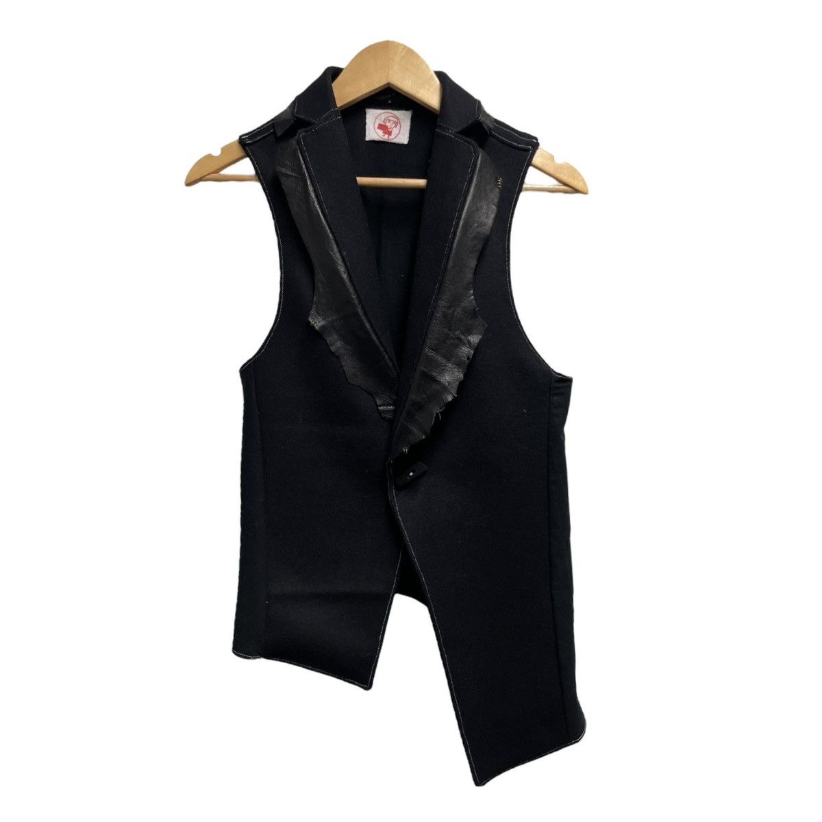 Designer Thaimai leather lapel vest Size 36S - 1 Thumbnail