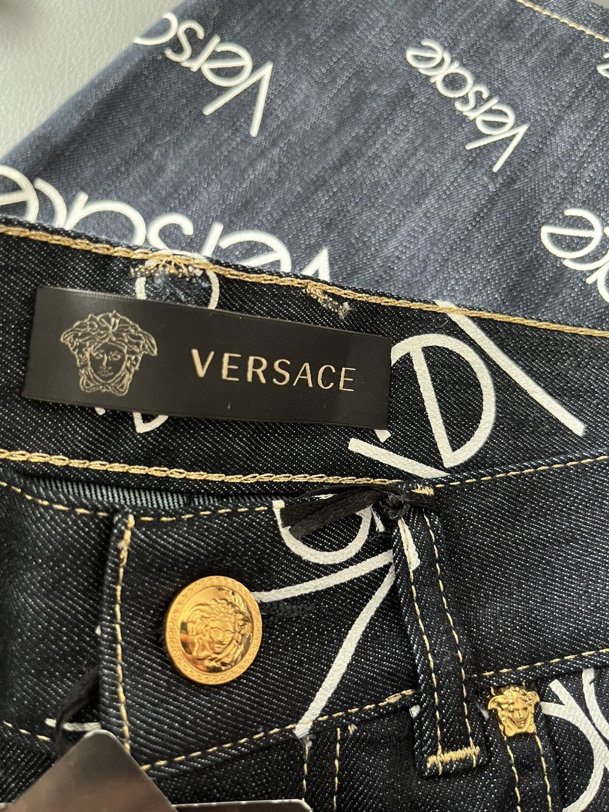 Versace Super Runway Versace Monogram Logo Denim Jeans Brand New Size US 29 - 11 Thumbnail