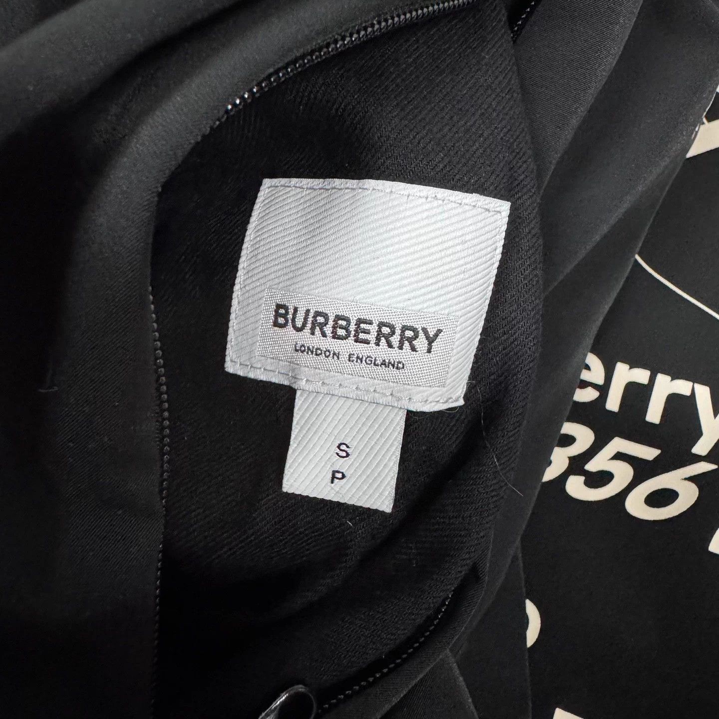 Burberry Burberry double-sided zodiac puffer jacket S unisex Size US S / EU 44-46 / 1 - 7 Thumbnail
