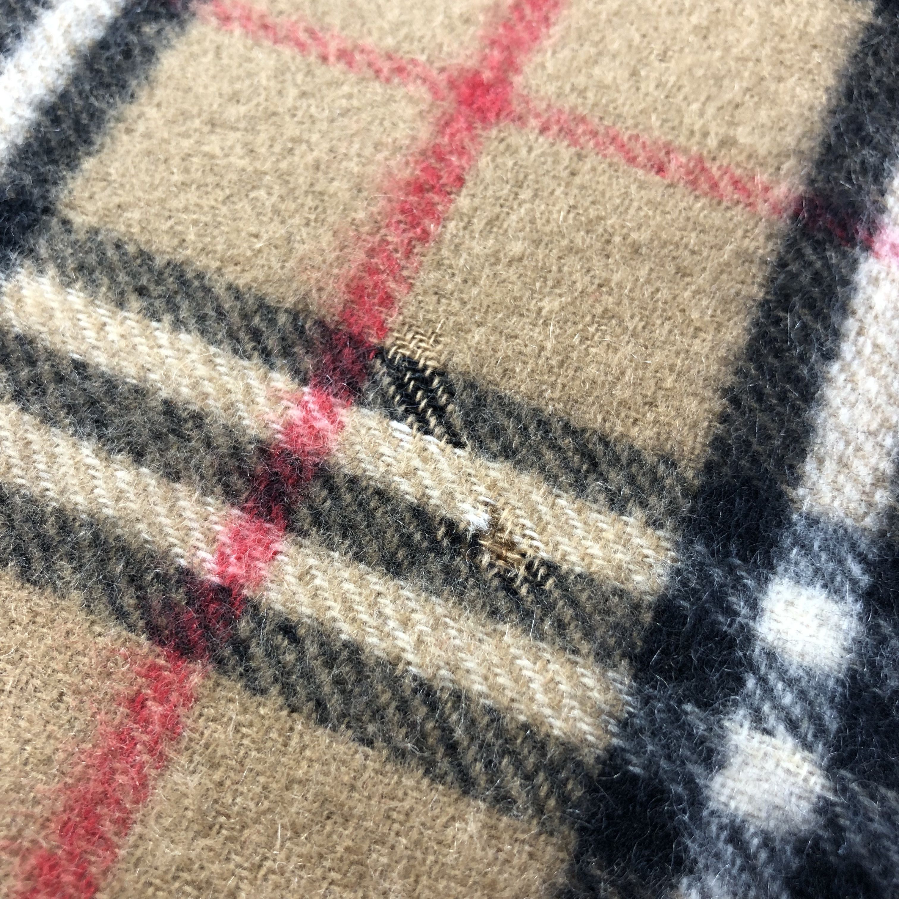 Burberry Burberrys Nova Check Tan Cashmere Scarf Muffler V1781 Size ONE SIZE - 14 Thumbnail