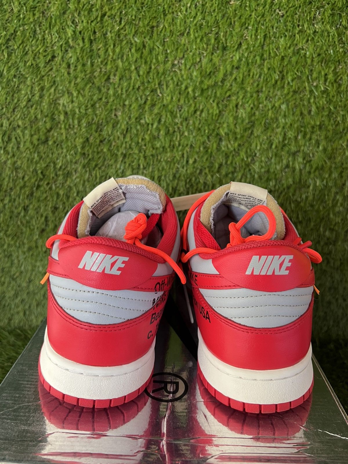 Nike × Off-White Nike Dunk Low Off-White University Red Size US 14 / EU 47 - 9 Thumbnail