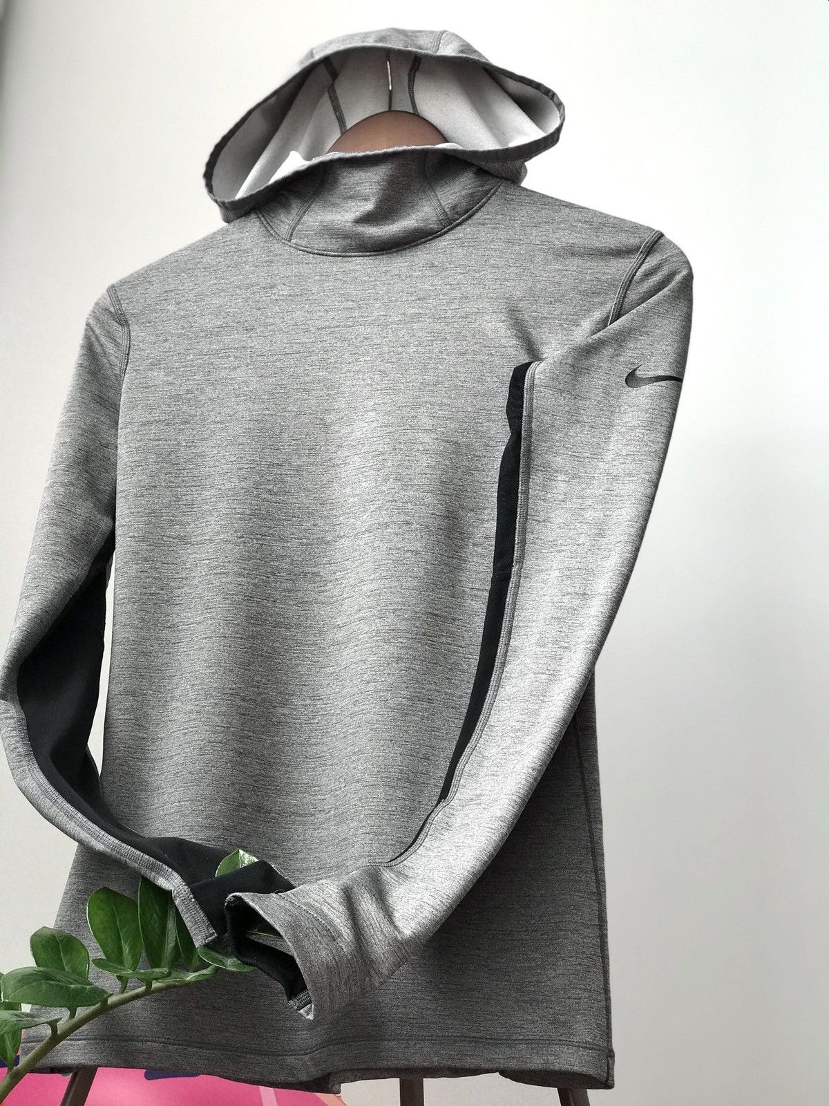Nike Nike Pro Hyperwarm Training Running Hoodie Size XS / US 0-2 / IT 36-38 - 3 Thumbnail