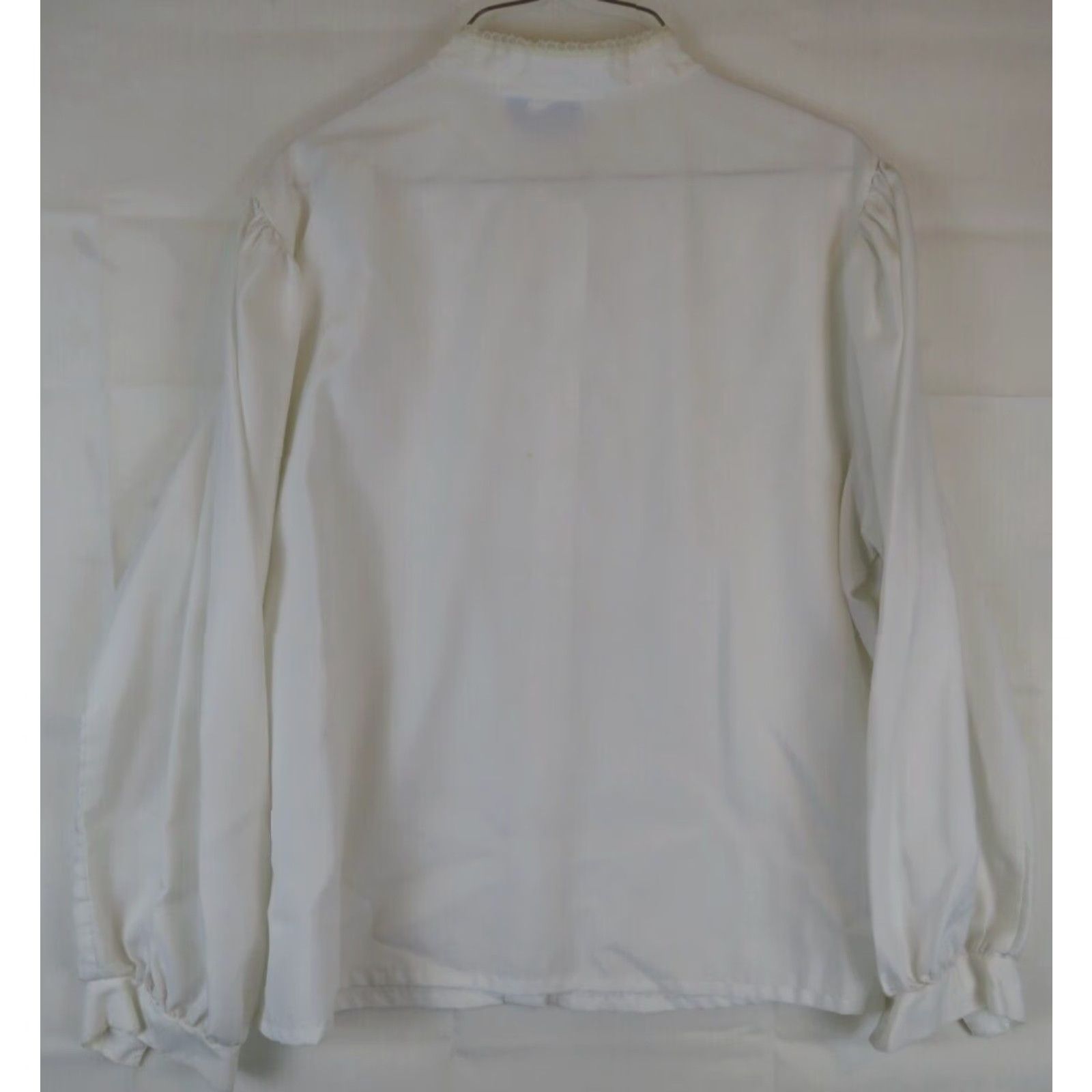 Vintage VINTAGE Lady Holiday White Blouse Shirt - USA Made, Size M, 50s 60s 70s, Collar, Long Sleeve, Solid, Breathable, Womens Mood: Basic, Vintage: Yes Size M / US 6-8 / IT 42-44 - 5 Thumbnail