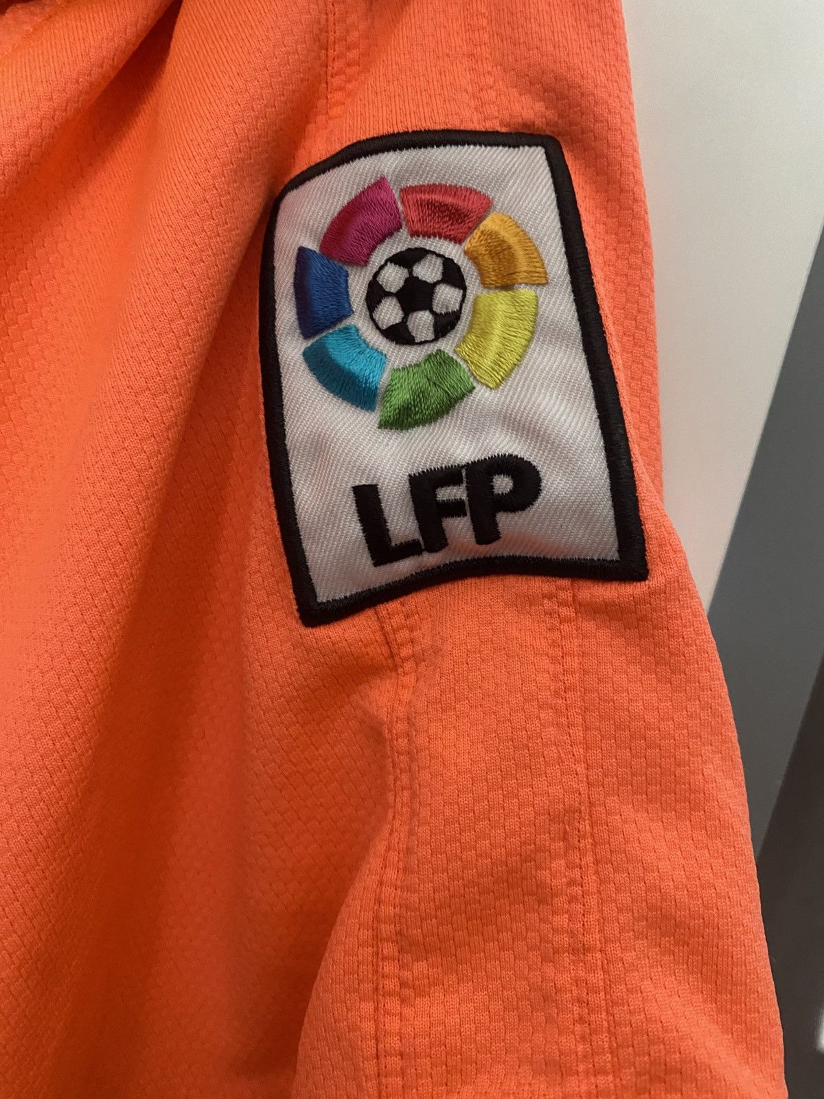 Nike FC Barcelona 2006/2007 Away Jersey – Nike – Orange – Size US XL / EU 56 / 4 - 3 Thumbnail