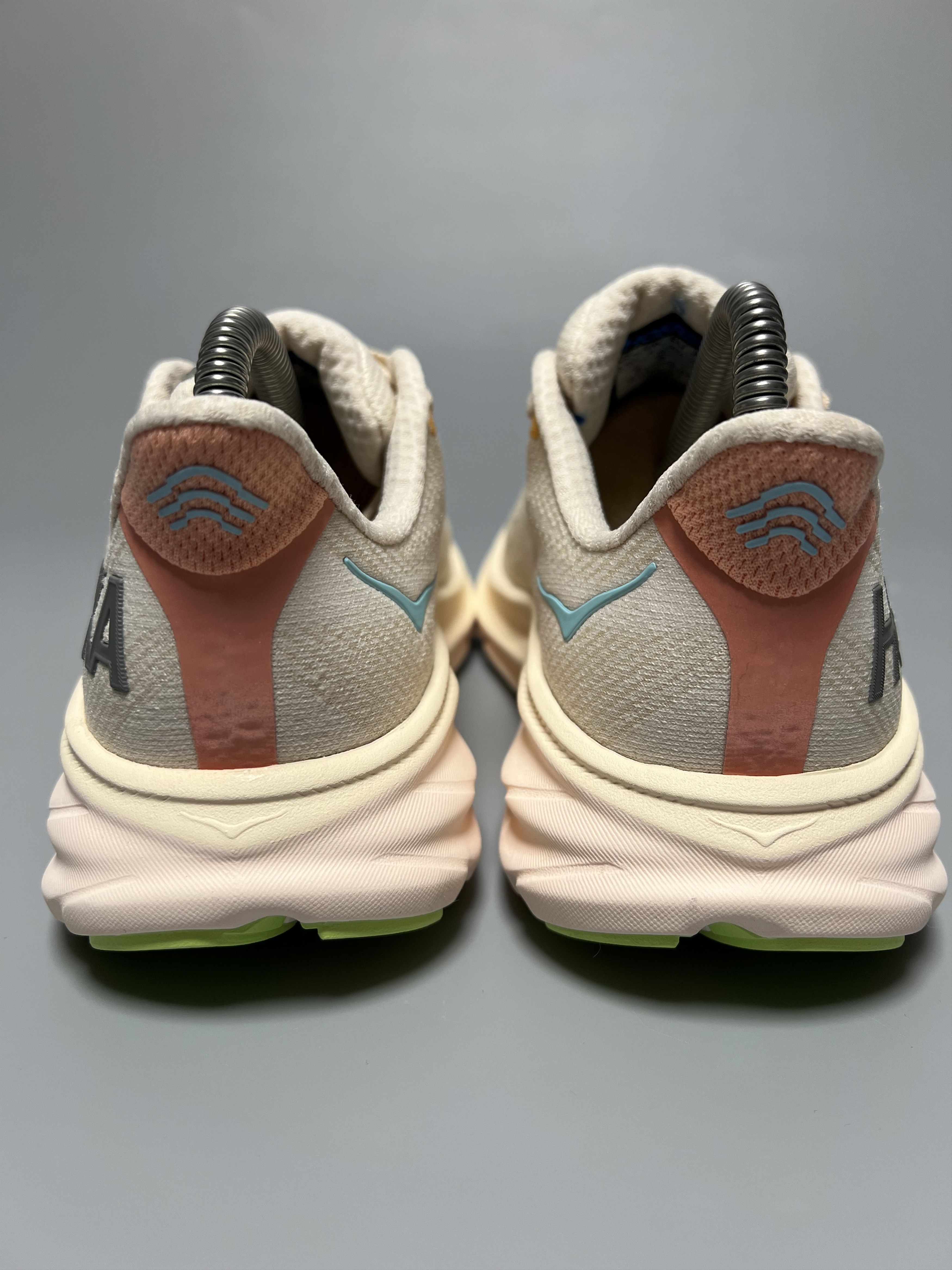 Hoka 5.5D Hoka One One Clifton 9 Wide Running Shoes Walking Gym Size US 5.5 / IT 35.5 - 3 Thumbnail