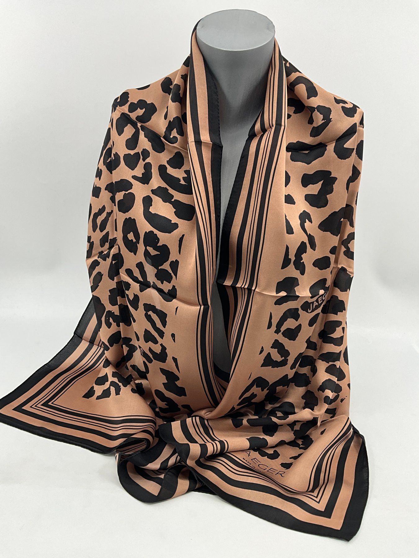 Jaeger Silk stole Jaeger Size ONE SIZE - 6 Thumbnail