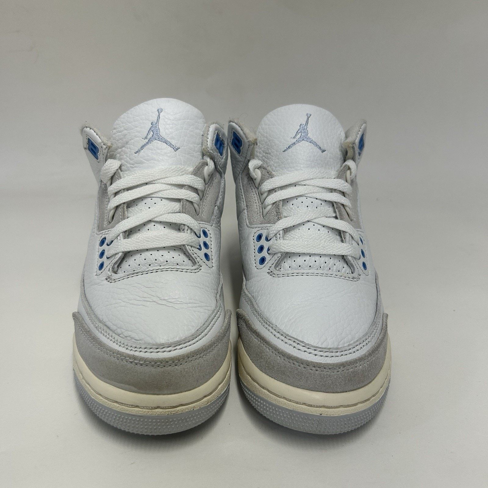 Nike Nike Air Jordan 3 Retro GS “White Blue/Lucky Shorts" Size US 7 / IT 37 - 2 Thumbnail