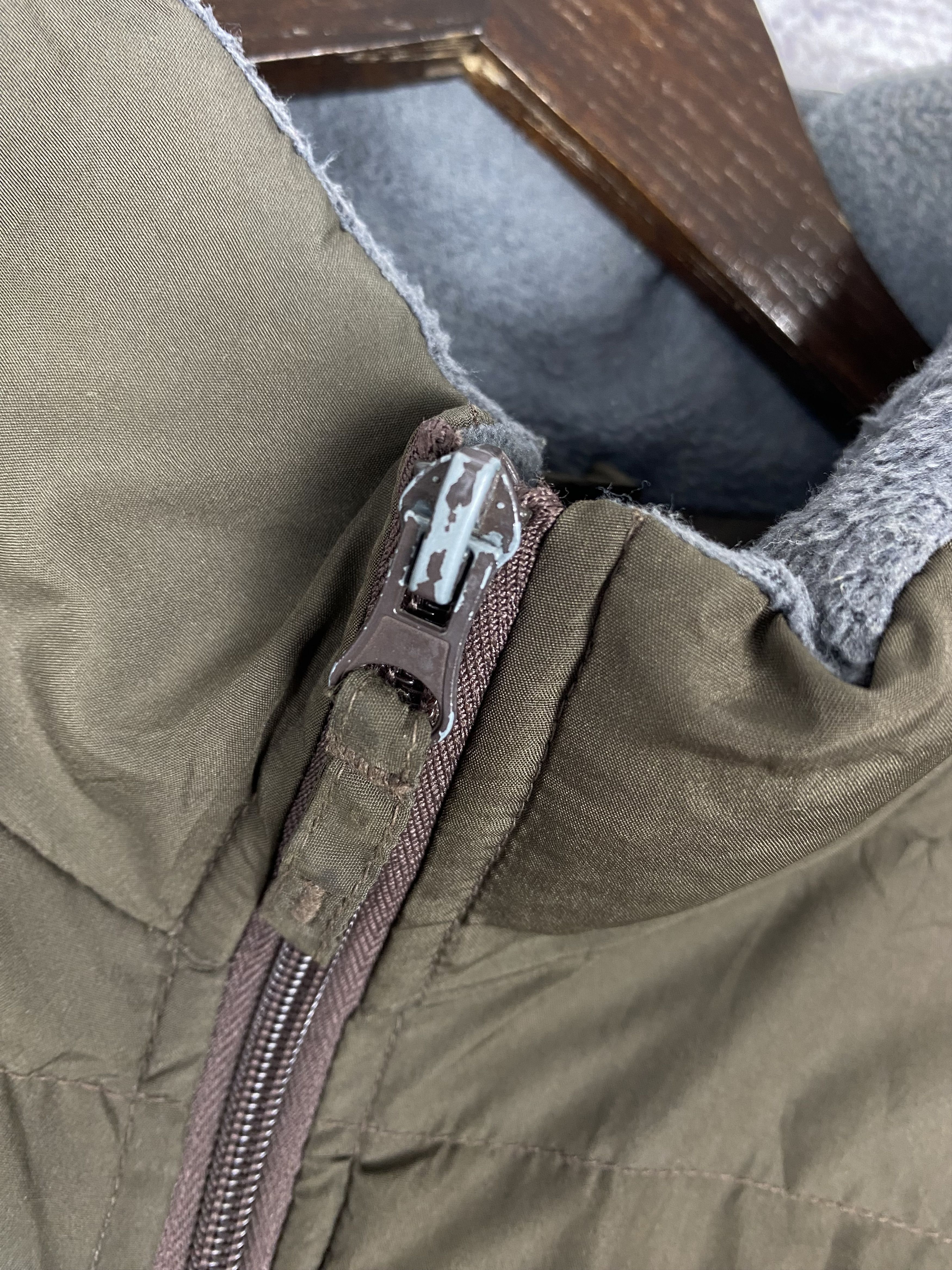 Japanese Brand Vintage Japanese Brand 45 Zip Up Faded Puffer Jacket Size US L / EU 52-54 / 3 - 3 Thumbnail