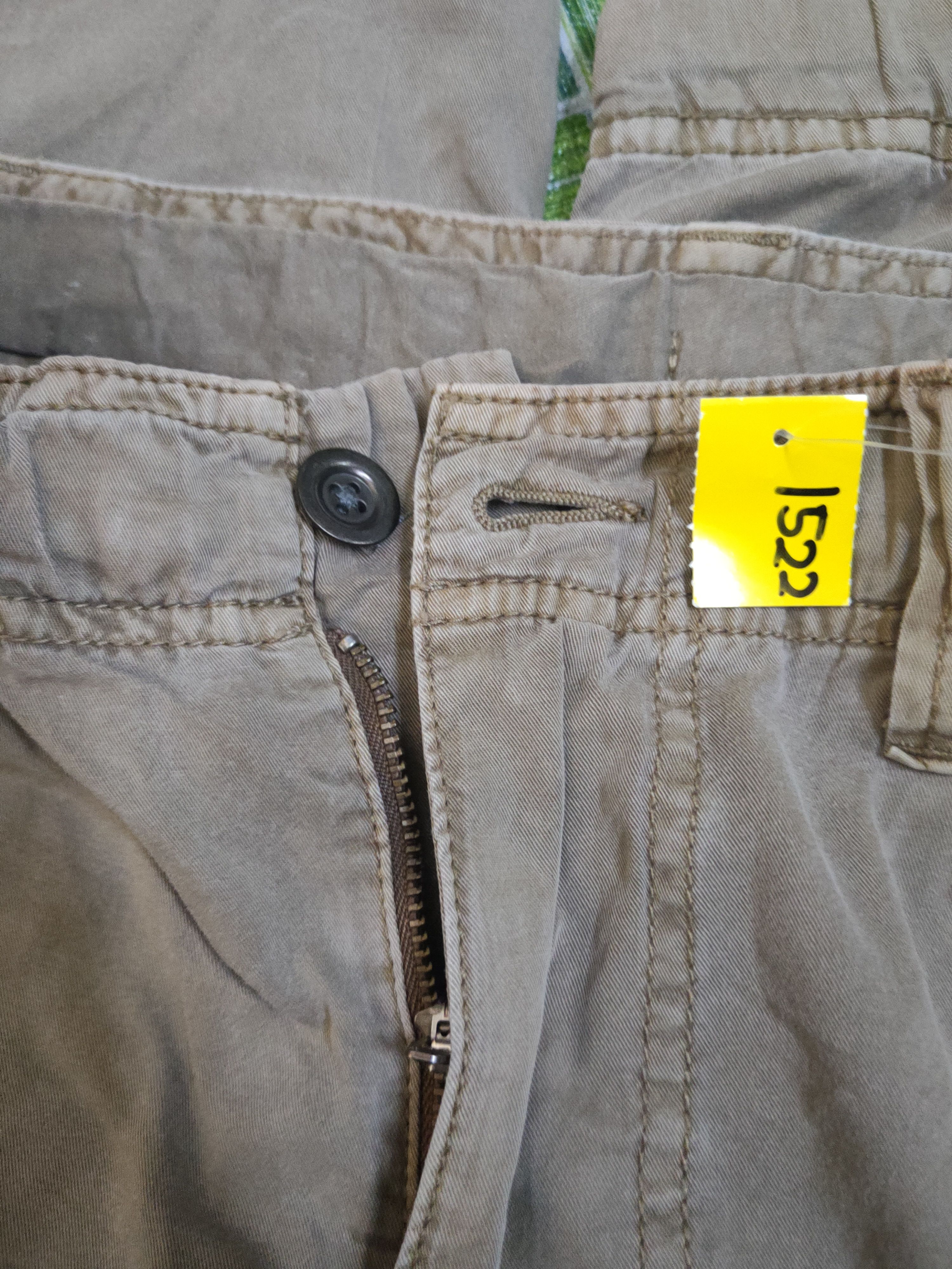 Japanese Brand DL Uniqlo Beige Multipocket Short Pants #1522 Size US 32 / EU 48 - 14 Thumbnail