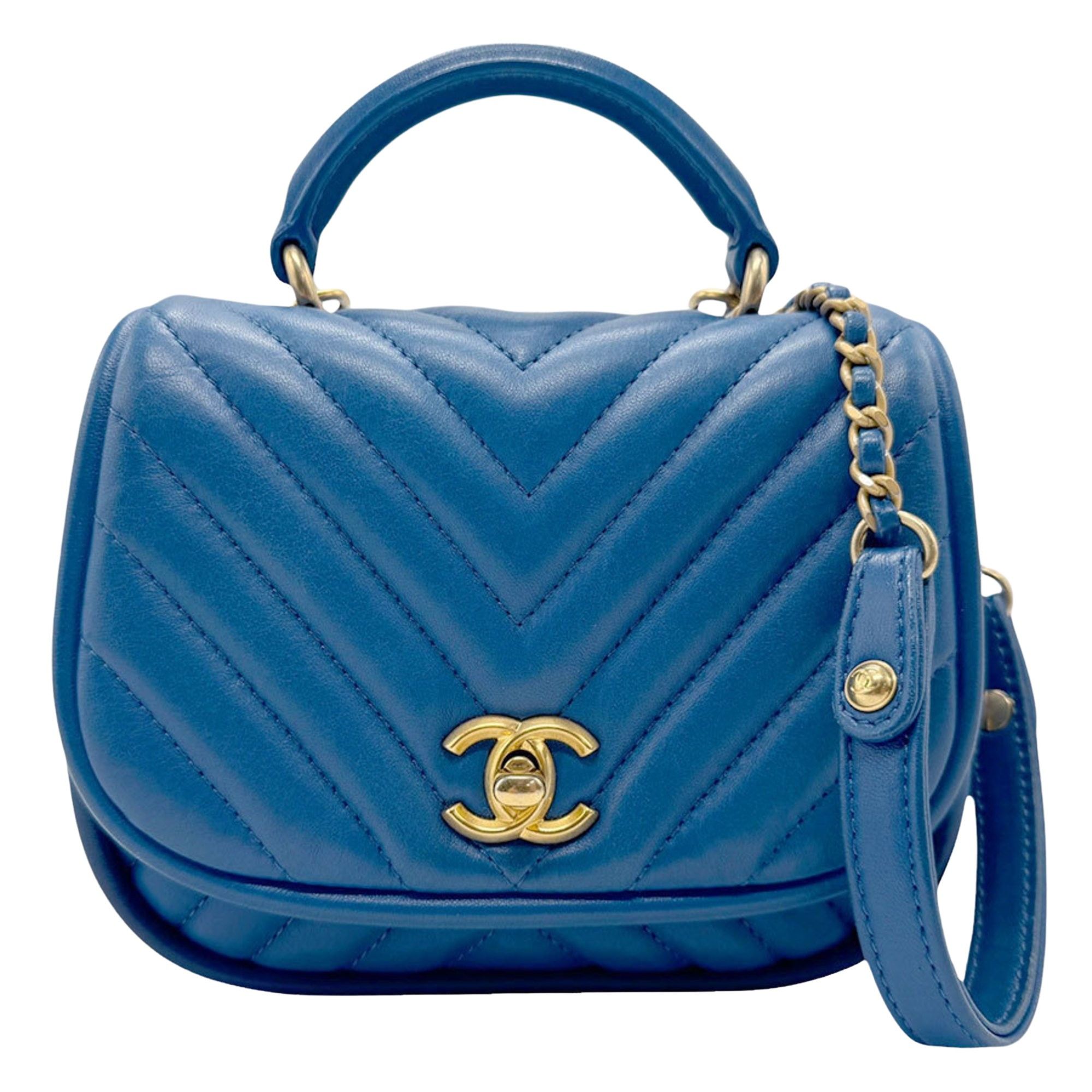 Chanel Chanel Chevron handbag Size ONE SIZE - 1 Thumbnail