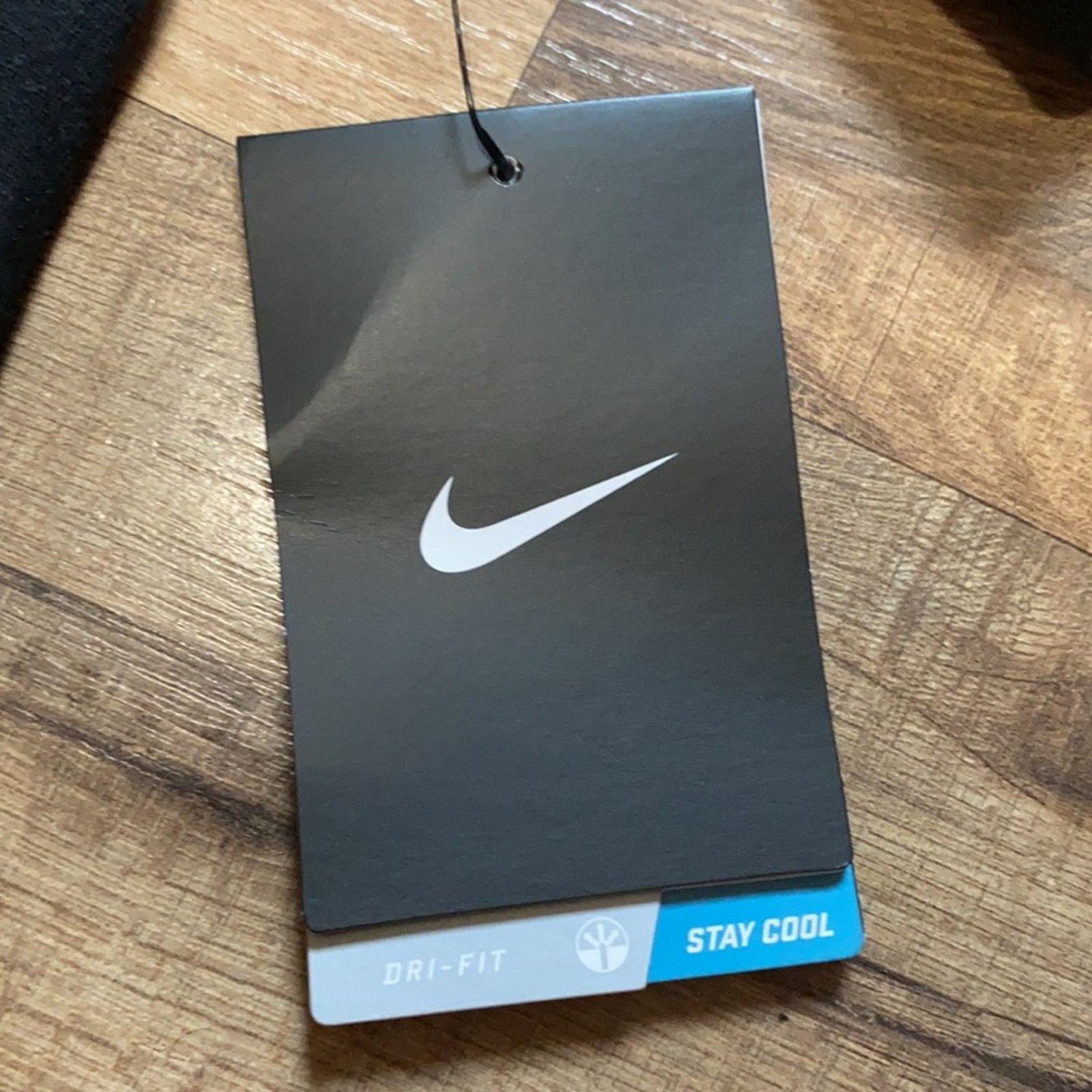 Nike 2013 Nike Runners Republic Dri-Fit Short Sleeve Size US XL / EU 56 / 4 - 4 Thumbnail