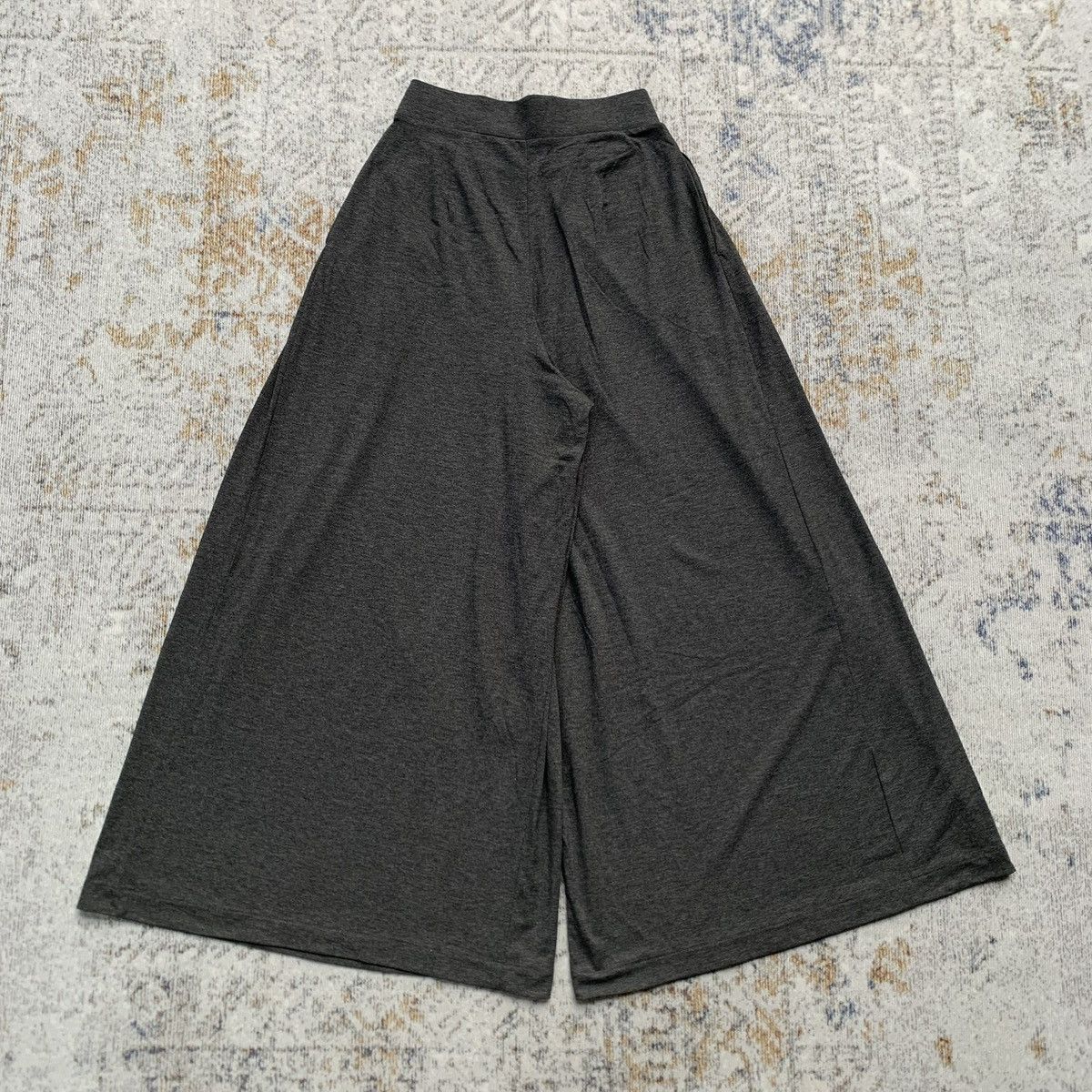 Japanese Brand Rare Japanese Brand Uniqlo Yohji Style SS 2022 Wide Pants Size US 28 / EU 44 - 5 Thumbnail
