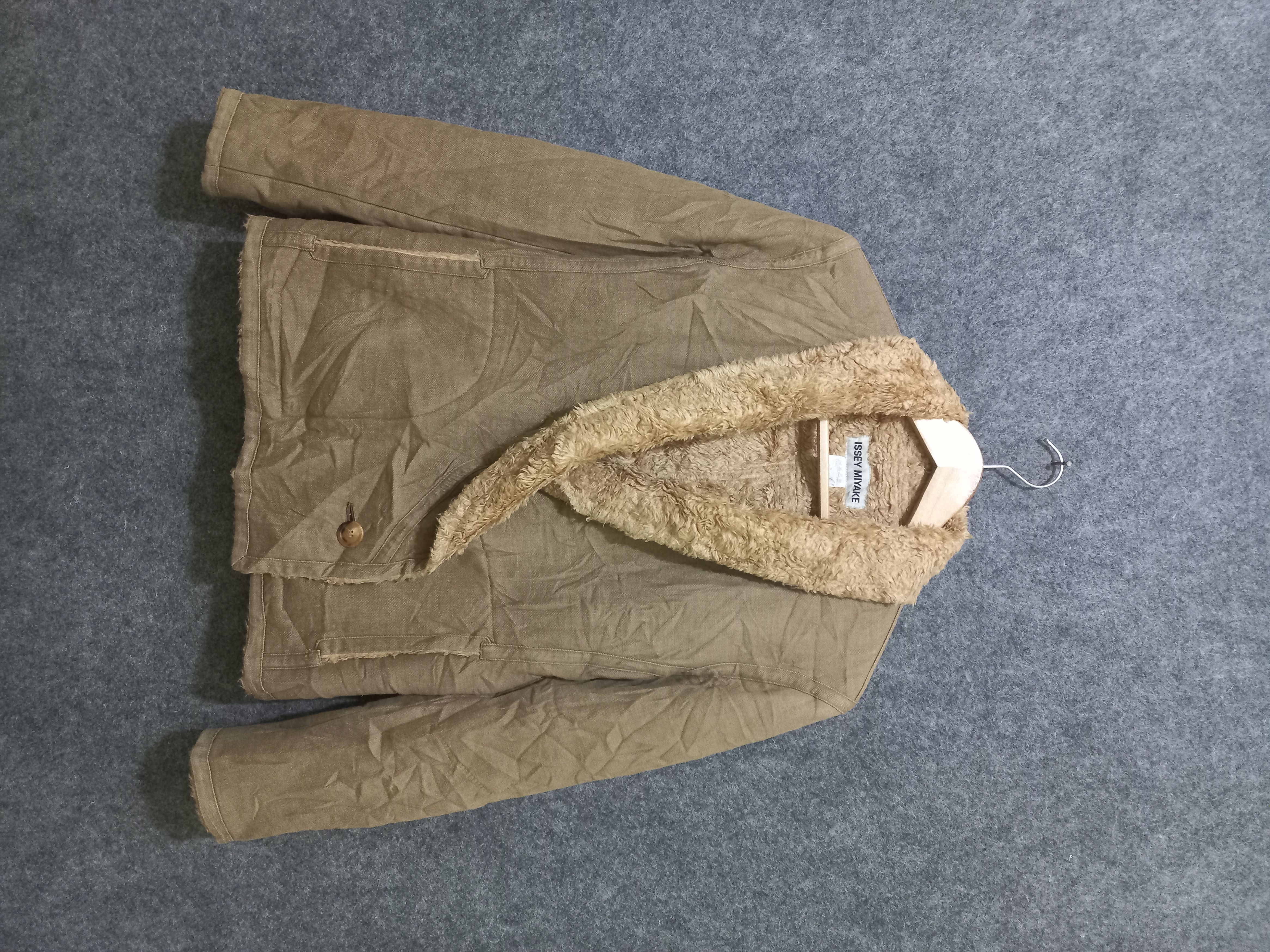 Image of Archival Clothing x Issey Miyake Vintage Issey Miyake Sherpa Jacket in Brown, Women's (Size Small)