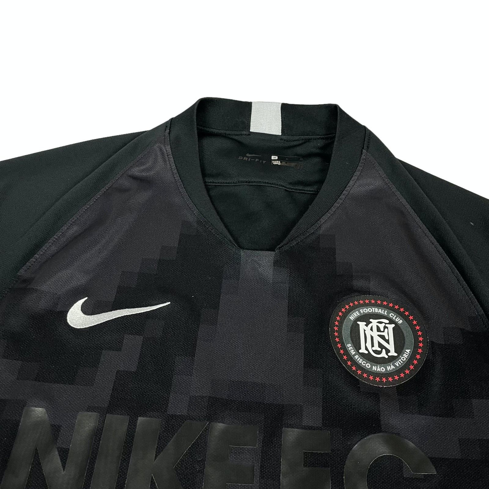 Nike Nike Dri-Fit Men's Black V-Neck Short Sleeve F.C. Jersey M Size US M / EU 48-50 / 2 - 3 Thumbnail