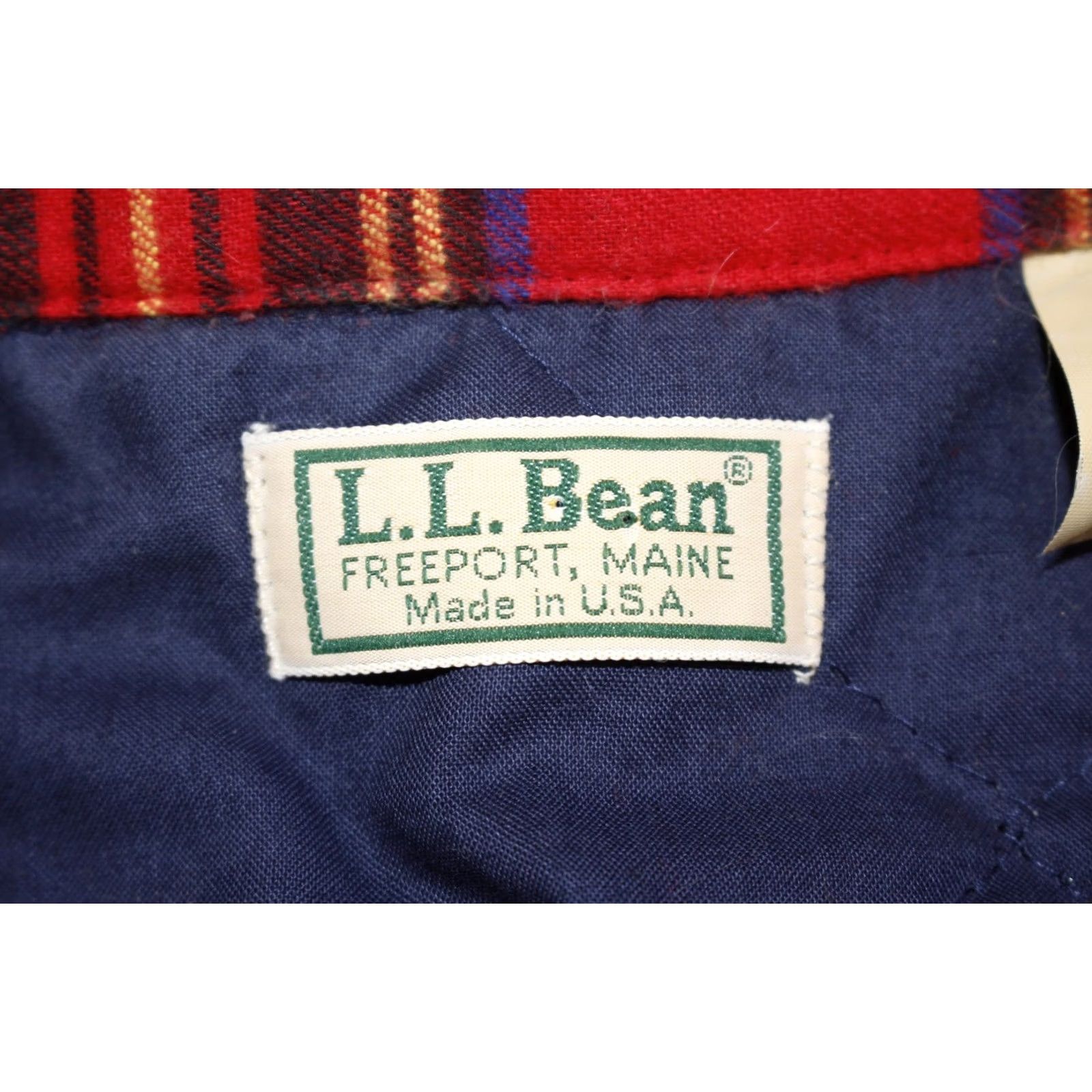 Vintage Vintage L.L. Bean Shirt Mens M Quilt Lined Insulated Flannel Shacket USA Red - A Cool Classic Piece Size US M / EU 48-50 / 2 - 6 Thumbnail