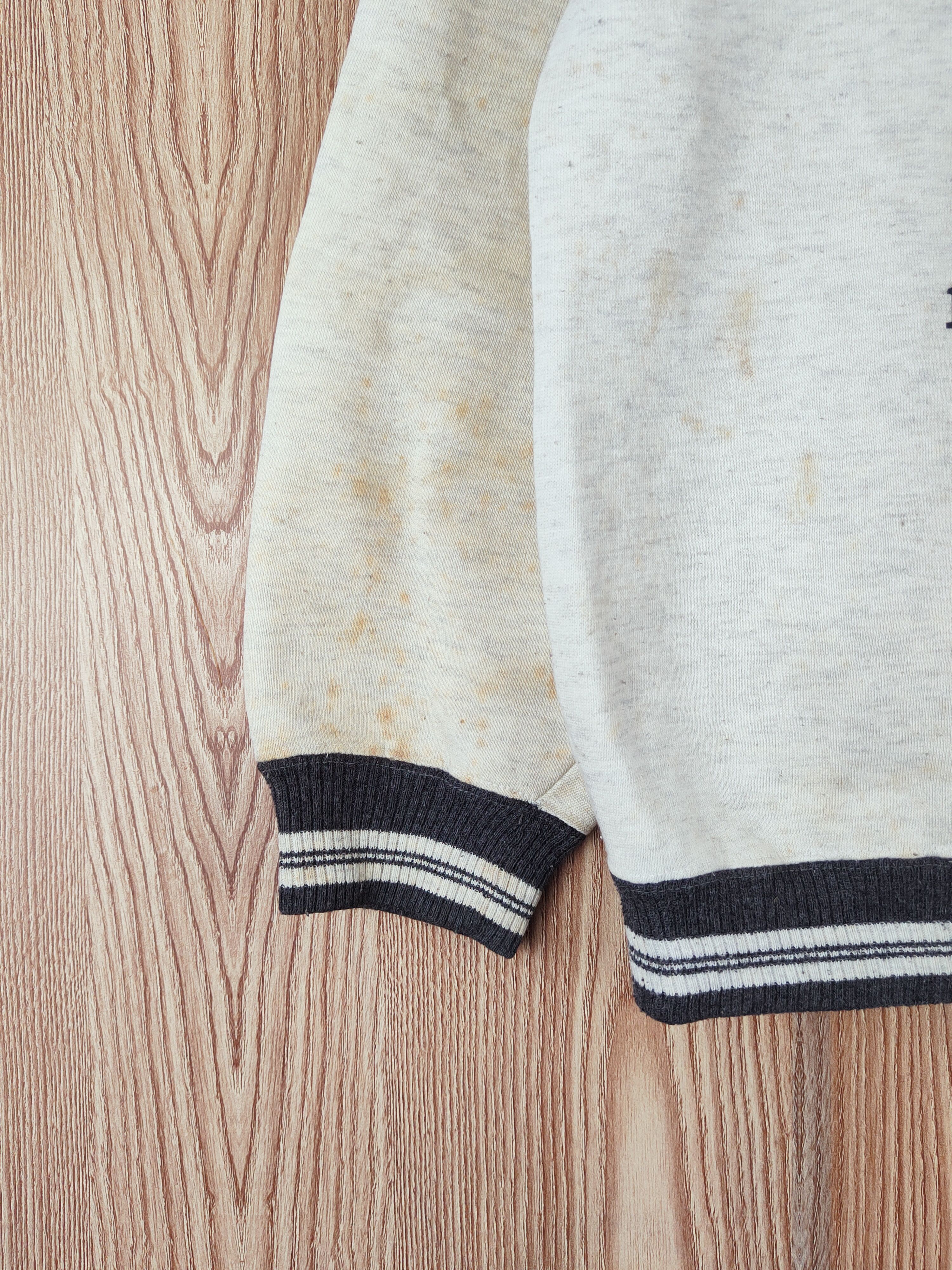 Cartoon Network × Peanuts × Vintage Circle Vault Cream Peanuts Sweatshirts #W029 Size US M / EU 48-50 / 2 - 5 Thumbnail
