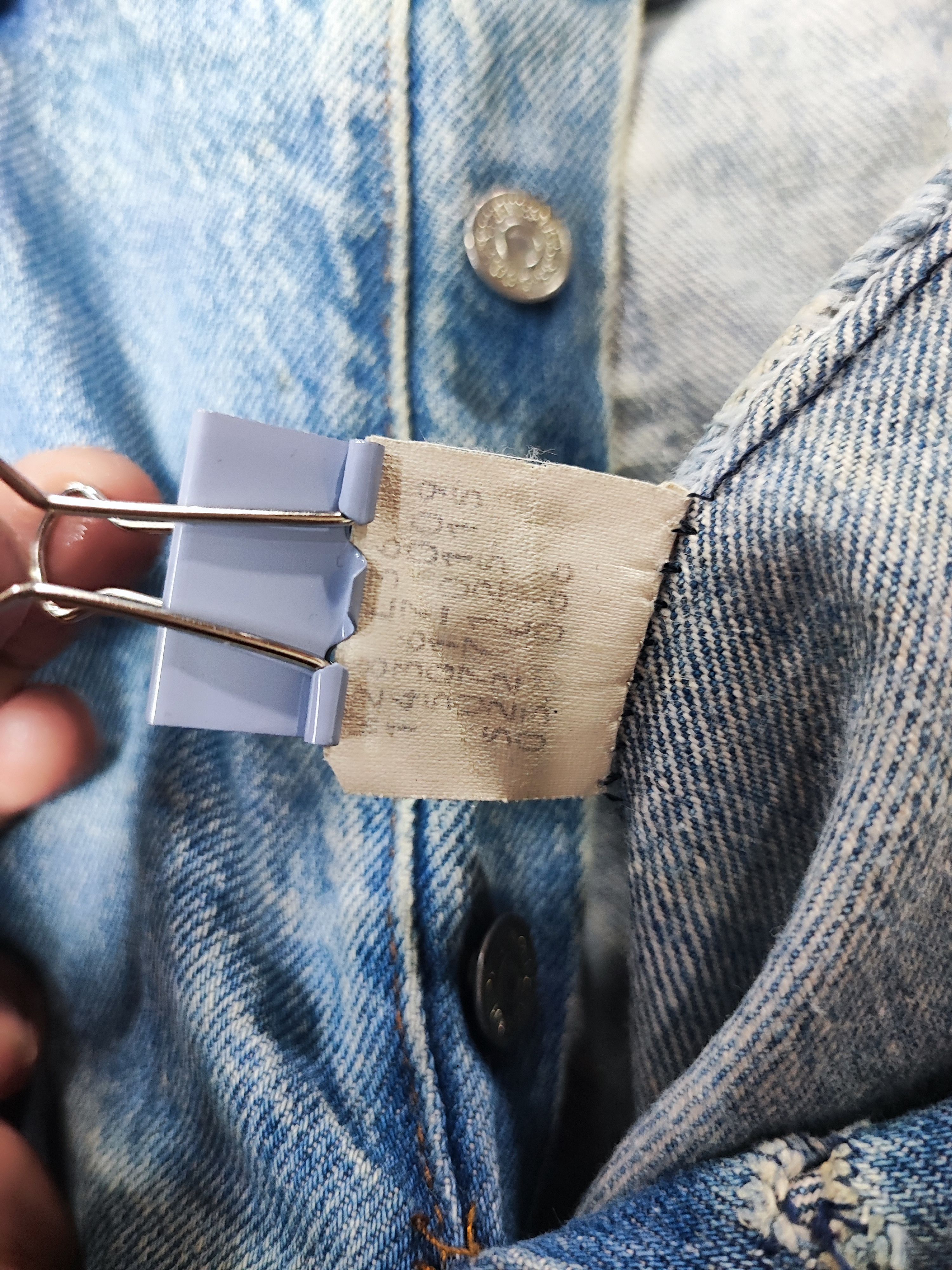 Levi's Vintage 80s Levis 501 0115 Sun Faded Jeans Size US 26 / EU 42 - 14 Thumbnail
