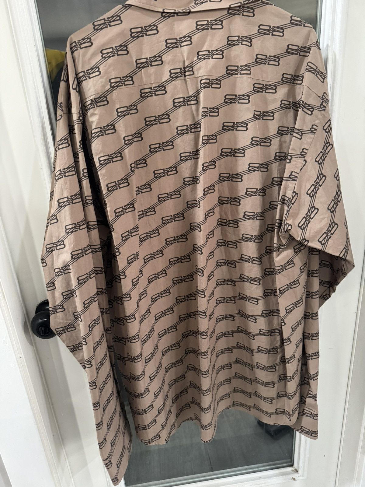 Balenciaga Balenciaga monogram long sleeve shirt Size US L / EU 52-54 / 3 - 4 Thumbnail