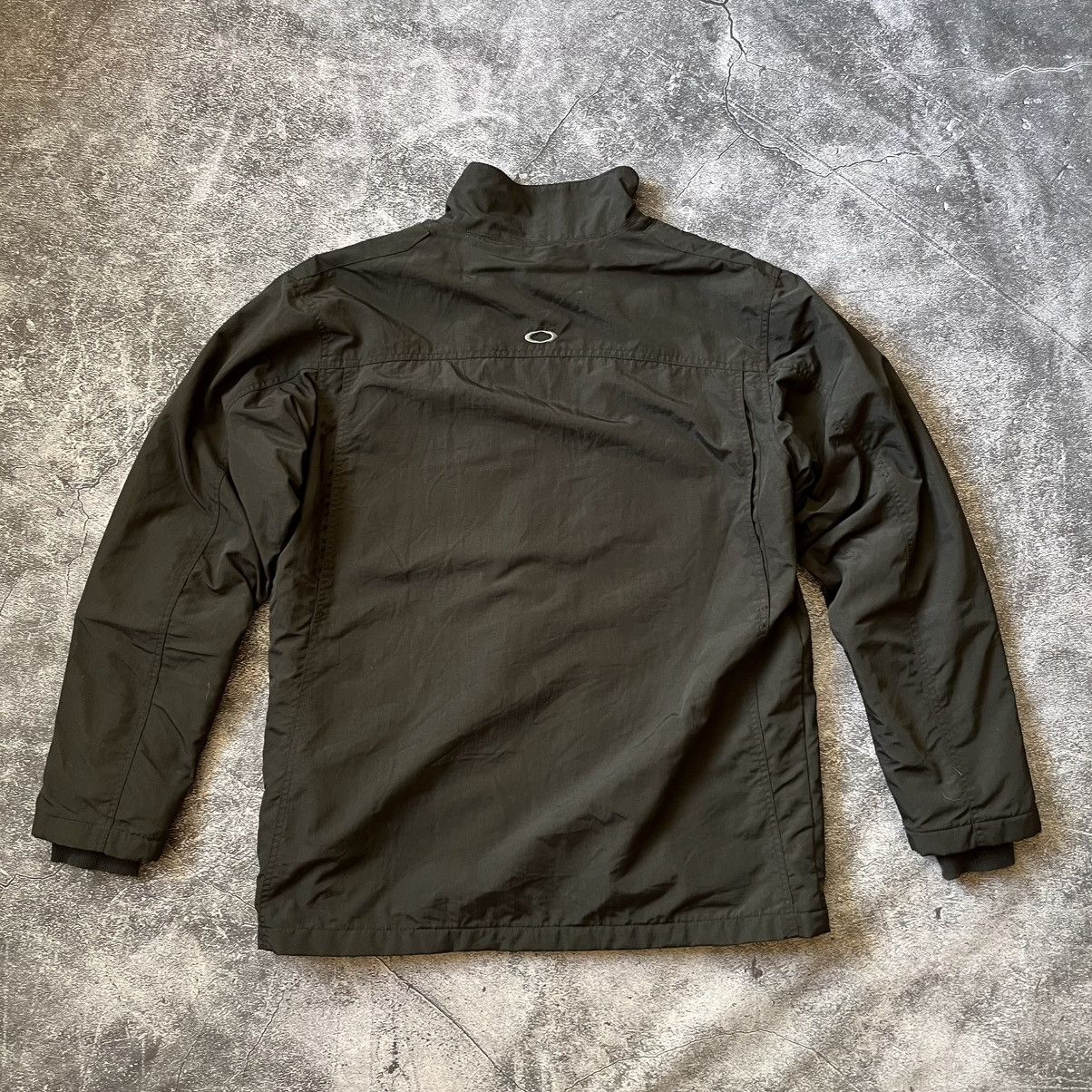 Oakley Vintage Oakley Mens Windbreaker Jacket Nylon Y2K 90s Size US L / EU 52-54 / 3 - 8 Thumbnail