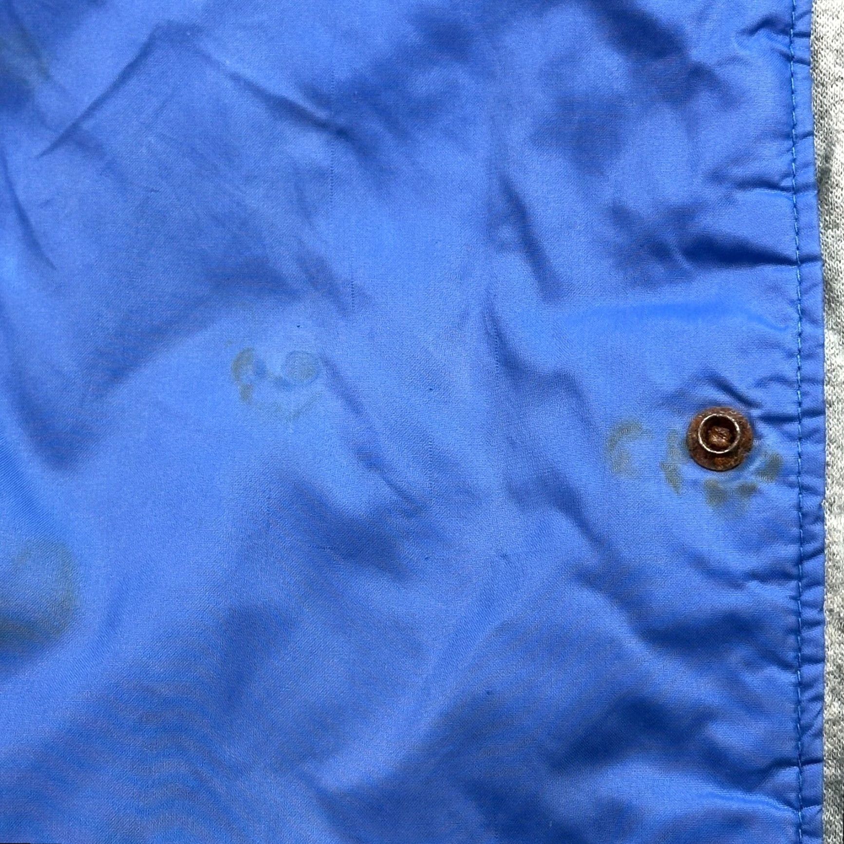 Vintage VINTAGE King Louie Pro Fit Jacket Mens L Bomber USA Blue 90s Classic Outdoor Logo Zipper Hooded Pockets Satin Nylon Spring Fall Winter Size US L / EU 52-54 / 3 - 6 Thumbnail