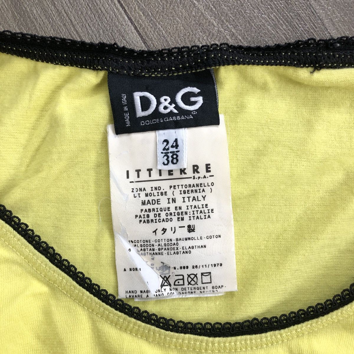 Dolce & Gabbana × Vintage Vintage Dolce & Gabbana Luxury Panther Studded Graphic Tee Size XS / US 0-2 / IT 36-38 - 8 Thumbnail