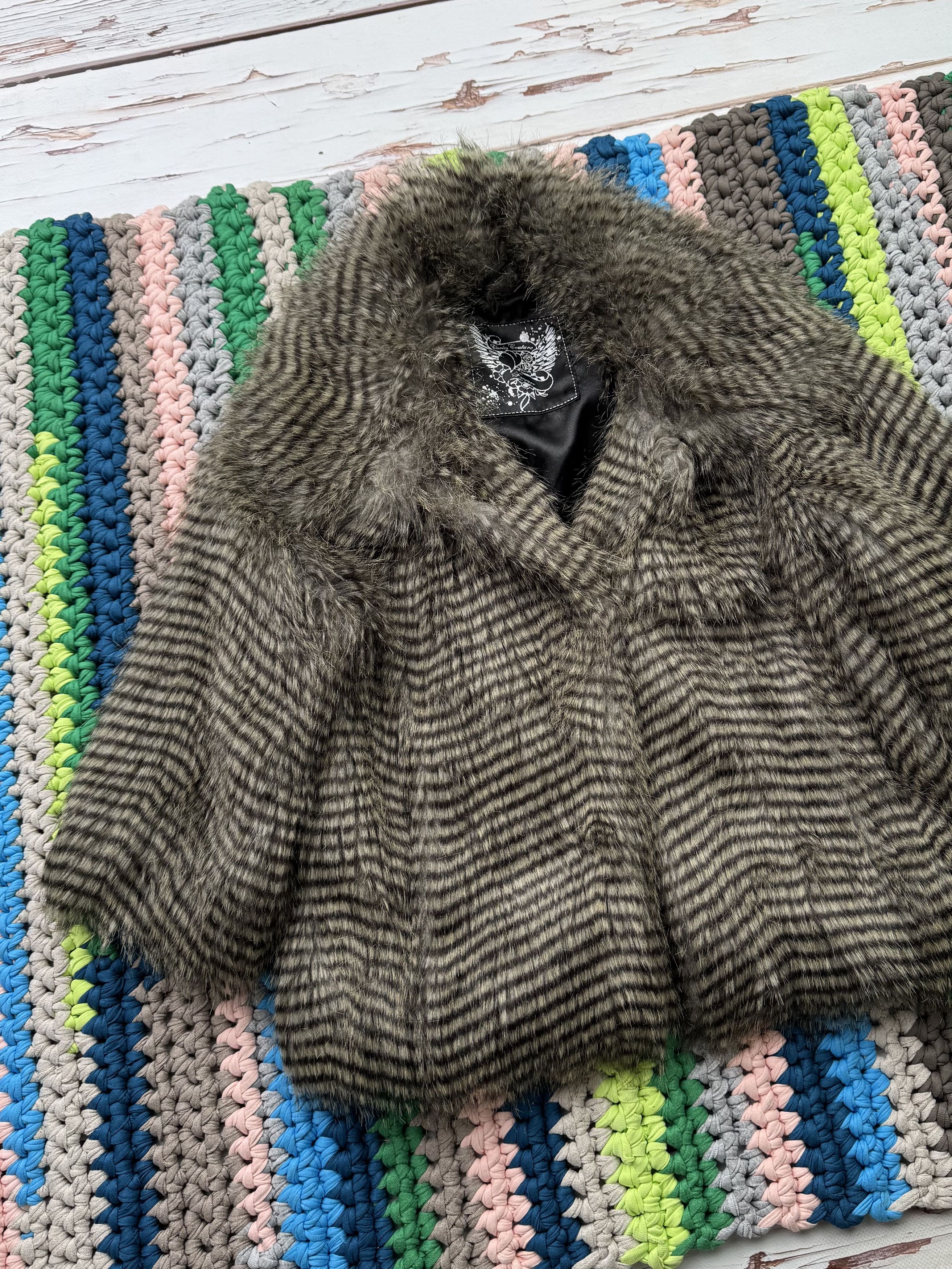 Japanese Brand Vintage Cropped Faux Fur Coat (ET1)(D15) Size XS / US 0-2 / IT 36-38 - 2 Thumbnail
